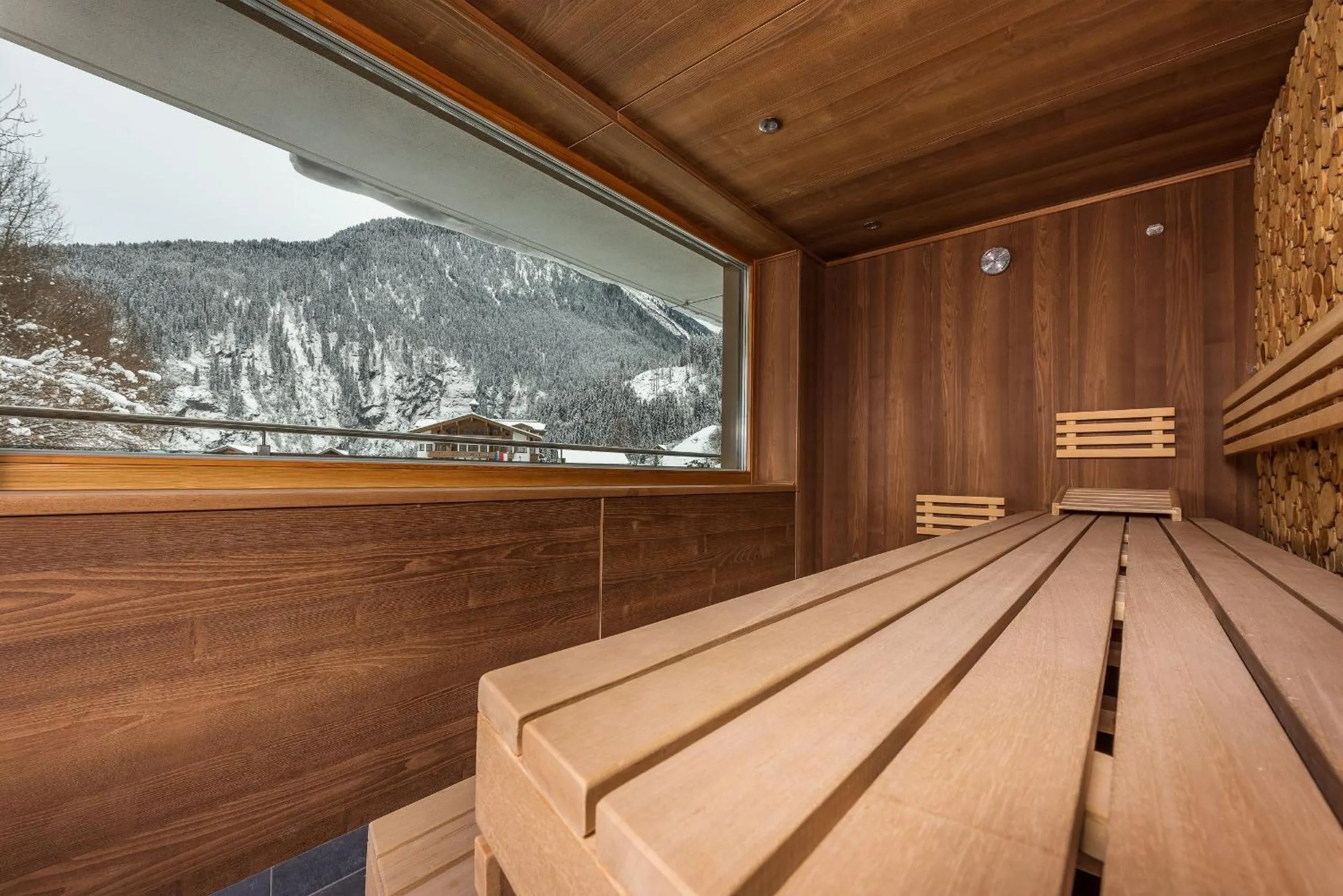 Sauna in Mountain Resort M&M