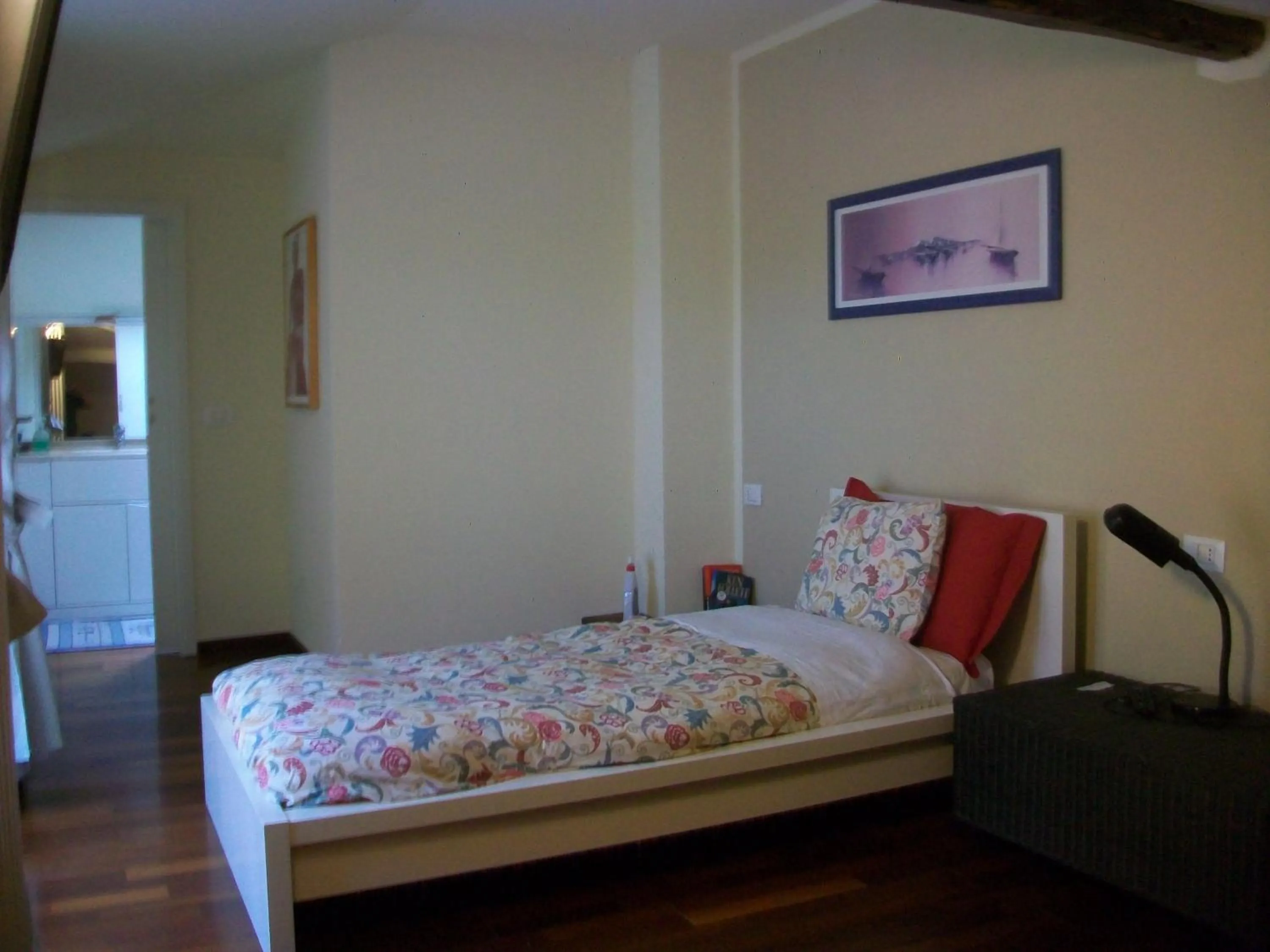 Photo of the whole room, Bed in B&B L'Albero Maestro
