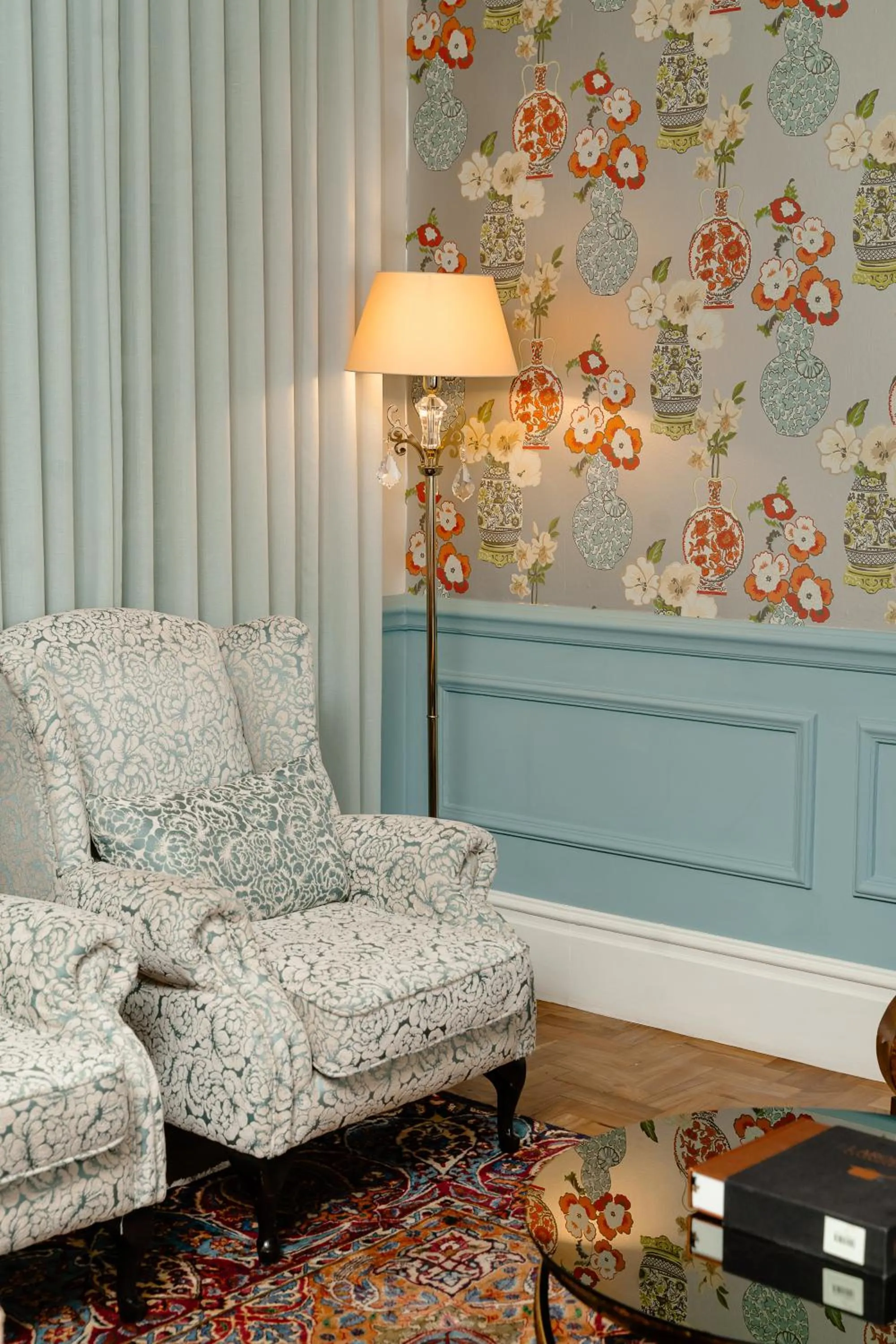 Living room in The Monarch Hotel