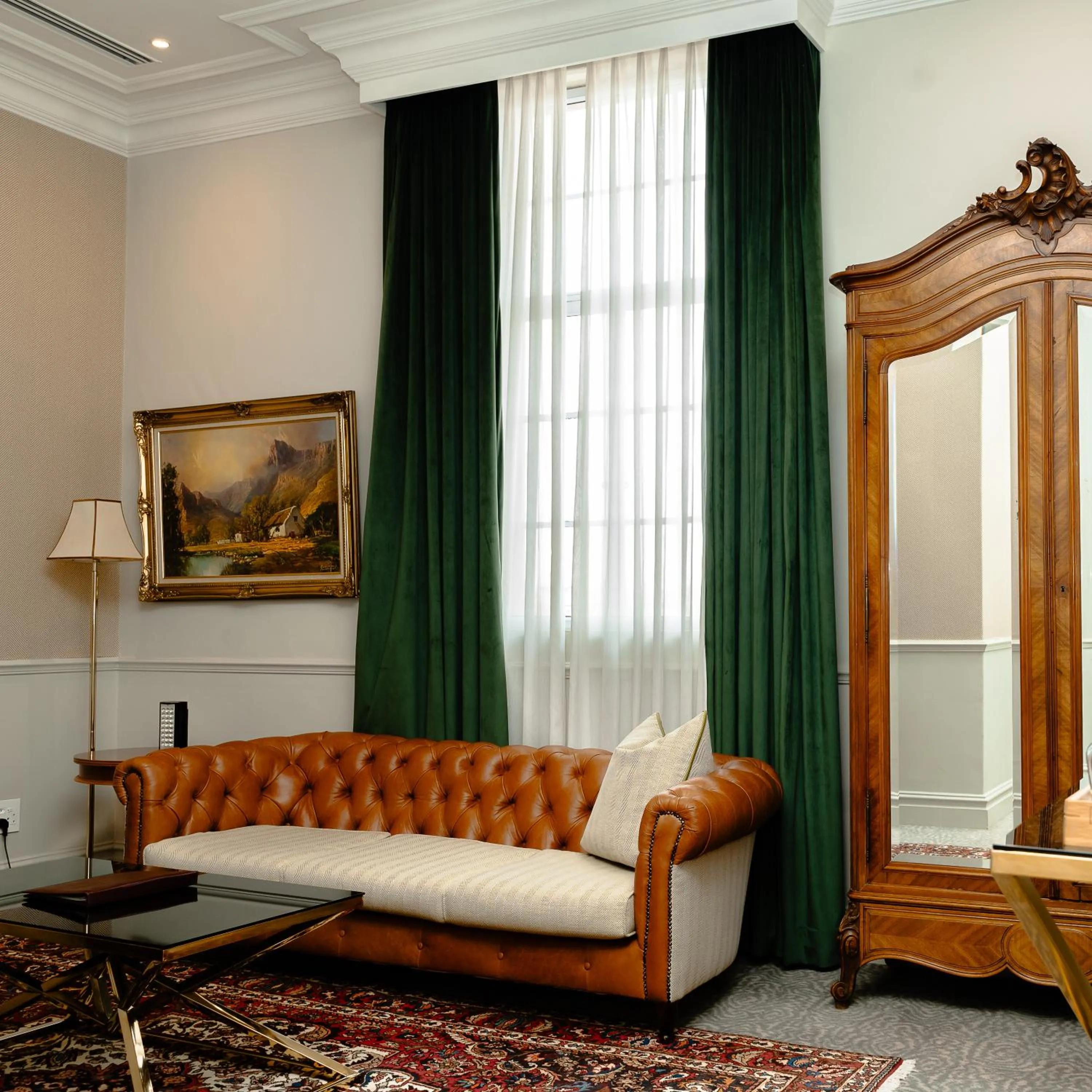 Living room in The Monarch Hotel