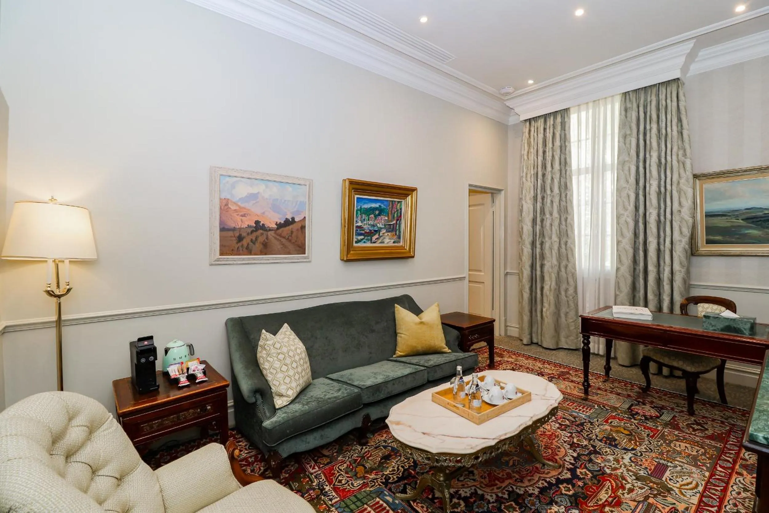 Living room in The Monarch Hotel