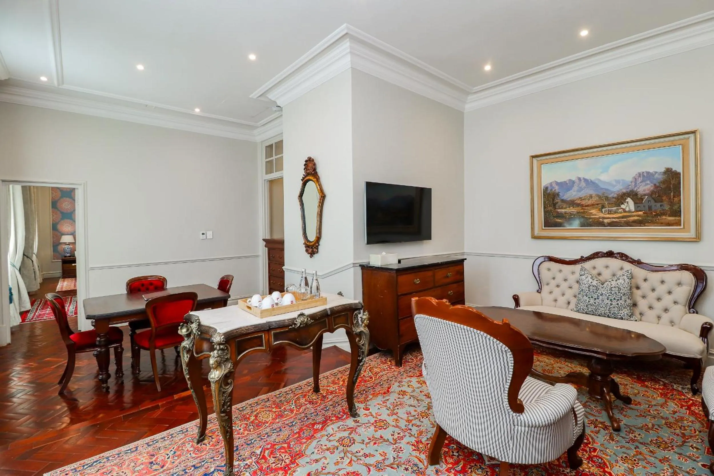 Living room in The Monarch Hotel