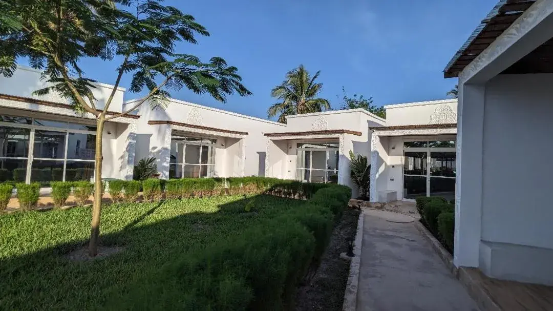 Double Room with Garden View - single occupancy in Mafia Dream Hotel Double Room with Garden View - single occupancy in Mafia Dream Hotel