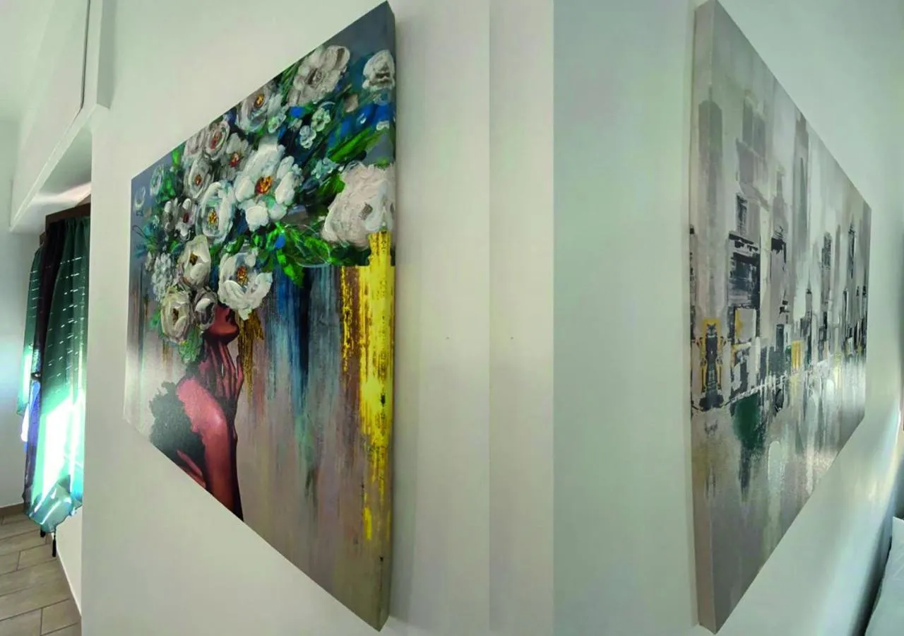 Decorative detail in Le casette di Frà Studios