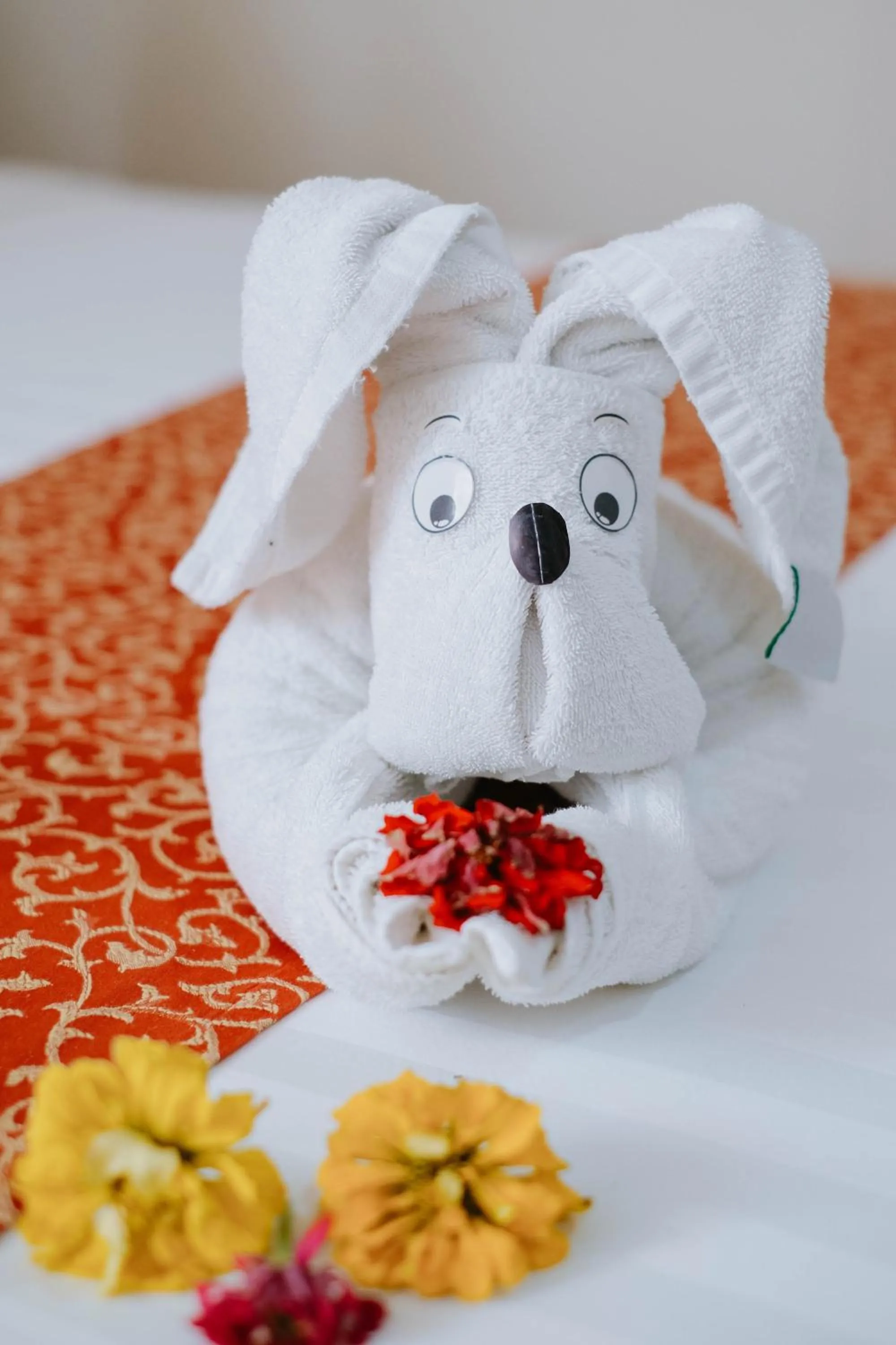 Bed in The Suites At Mount Malarayat