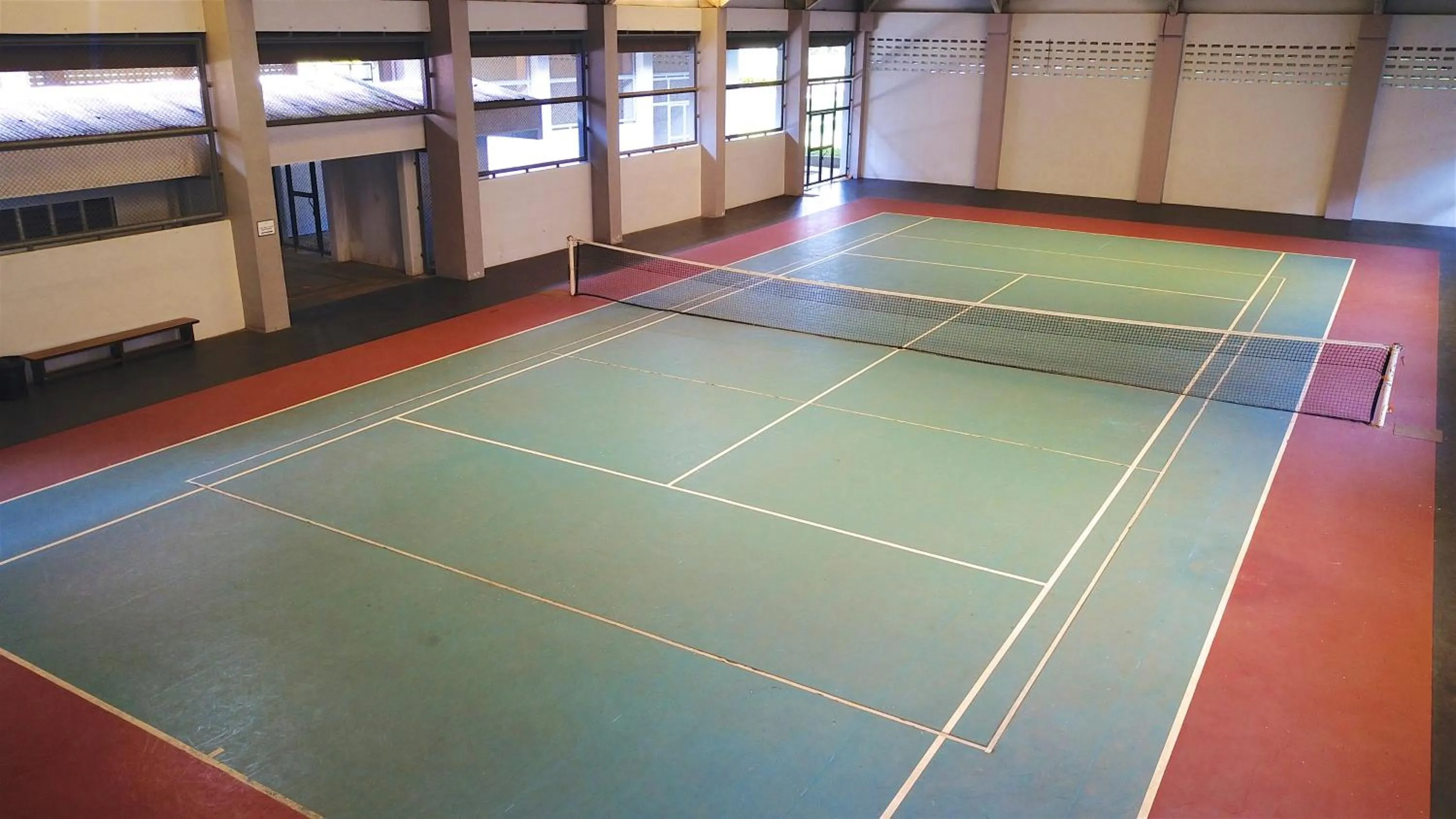 Tennis court in The Suites At Mount Malarayat