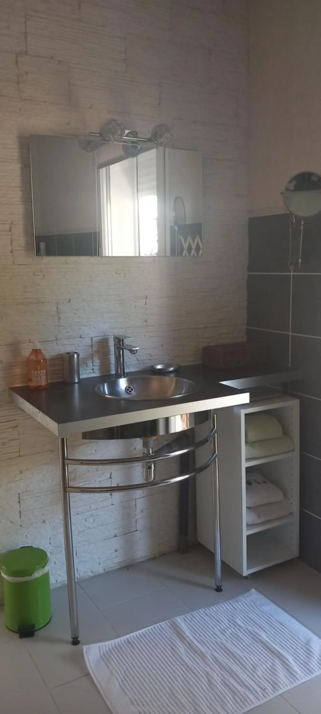 Bathroom in Maprovencale