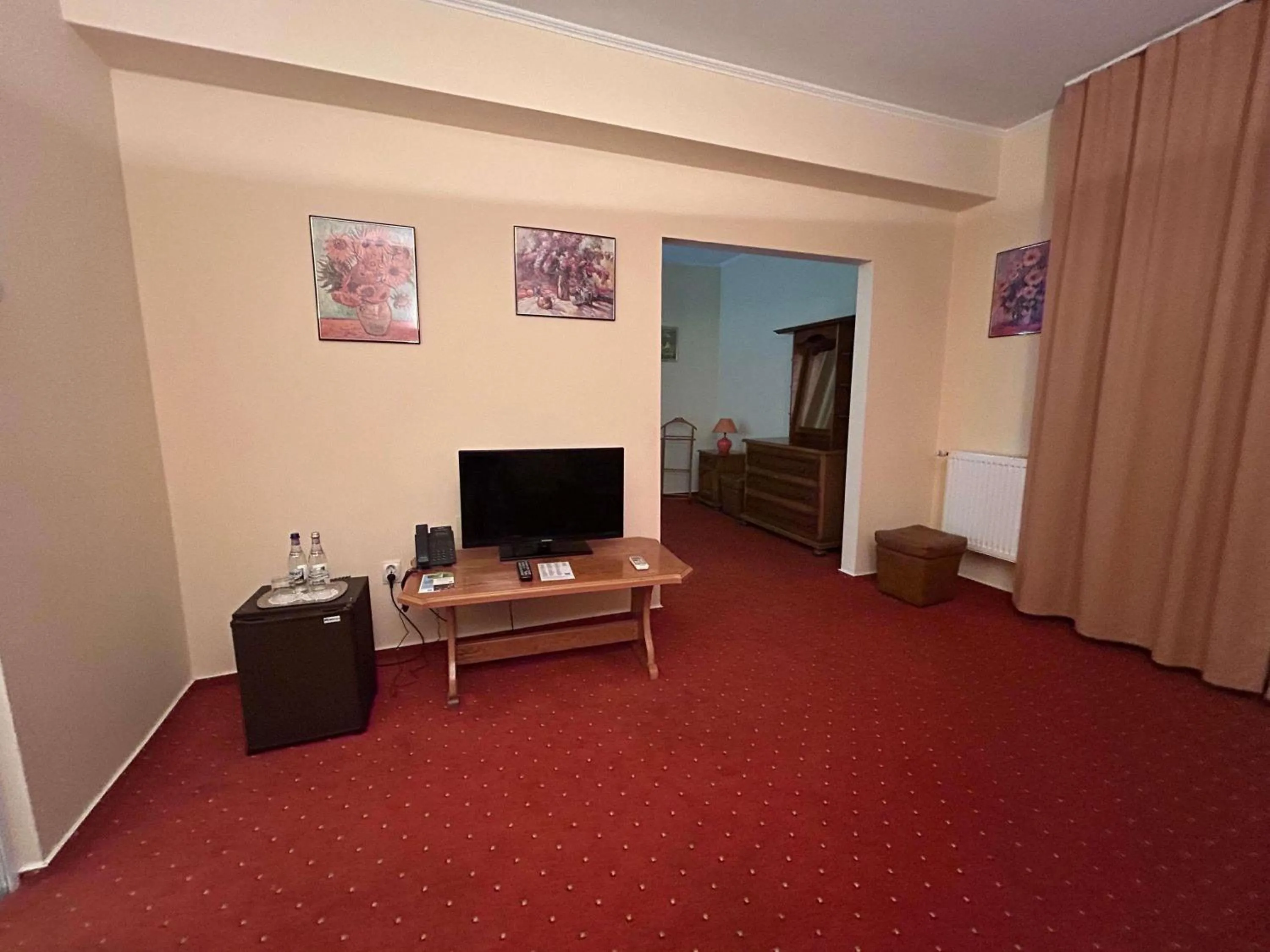 Bedroom in ibis Styles Dunarea Galati