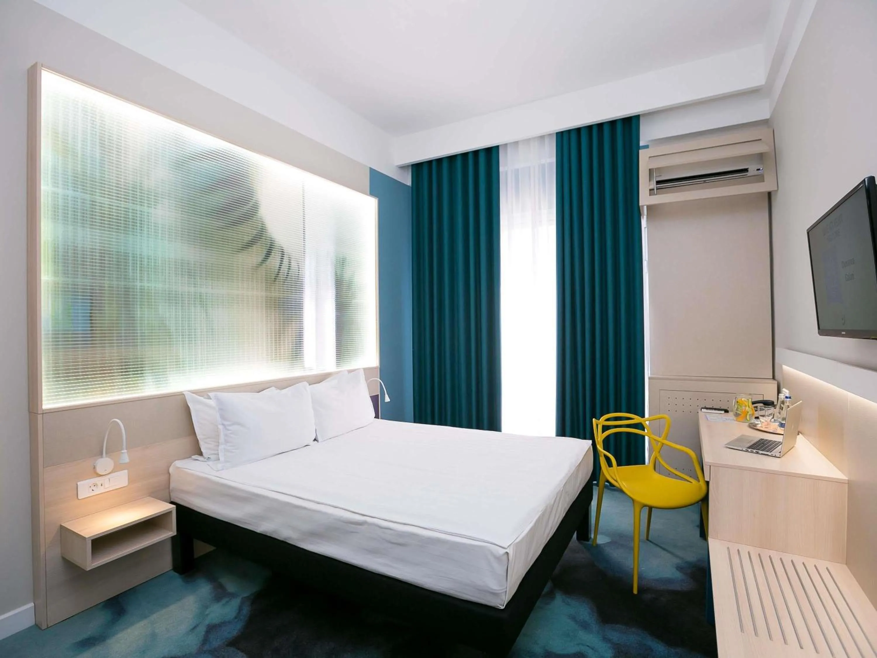 Bedroom, Bed in ibis Styles Dunarea Galati