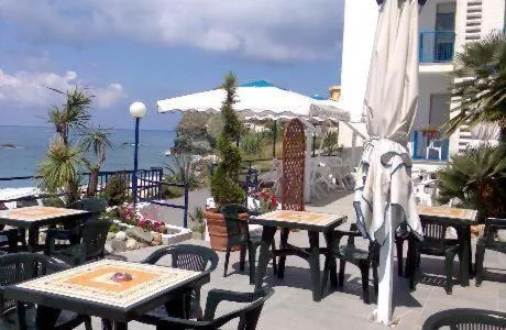 Restaurant/places to eat in Hotel Ristorante Mareblu