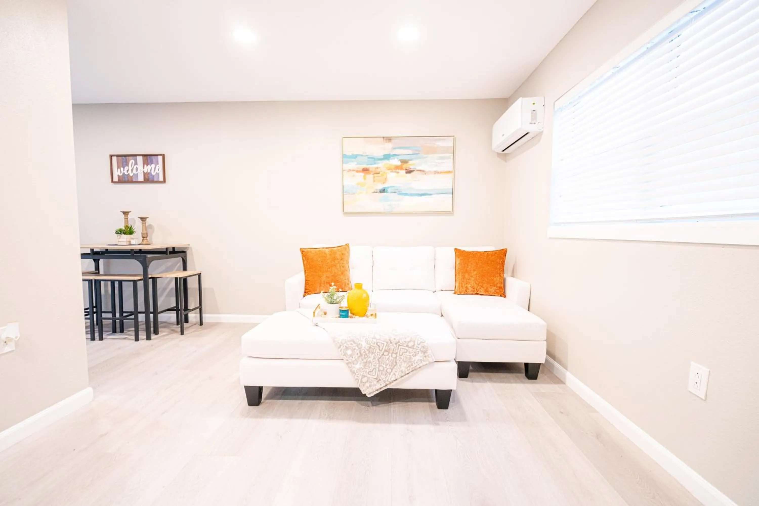 UNIVERSITY SERENITY SUITES