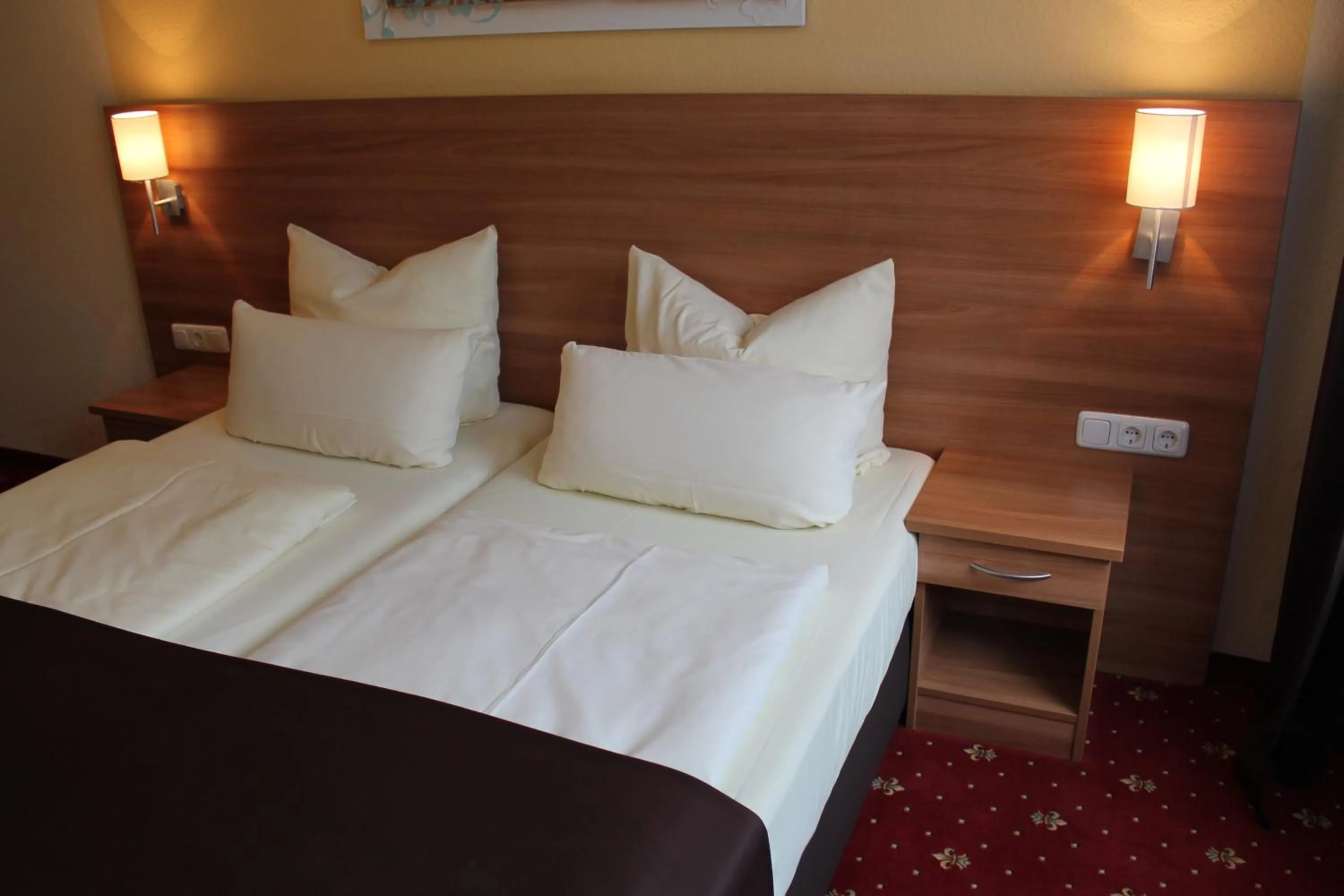 Bed in Hotel Harburger Hof