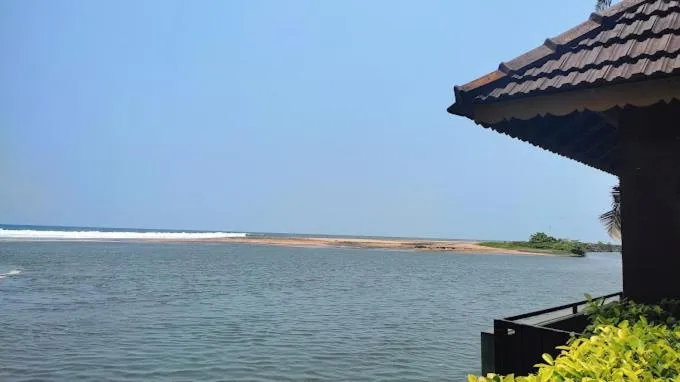 Lagoona Beach Resort, Kovalam