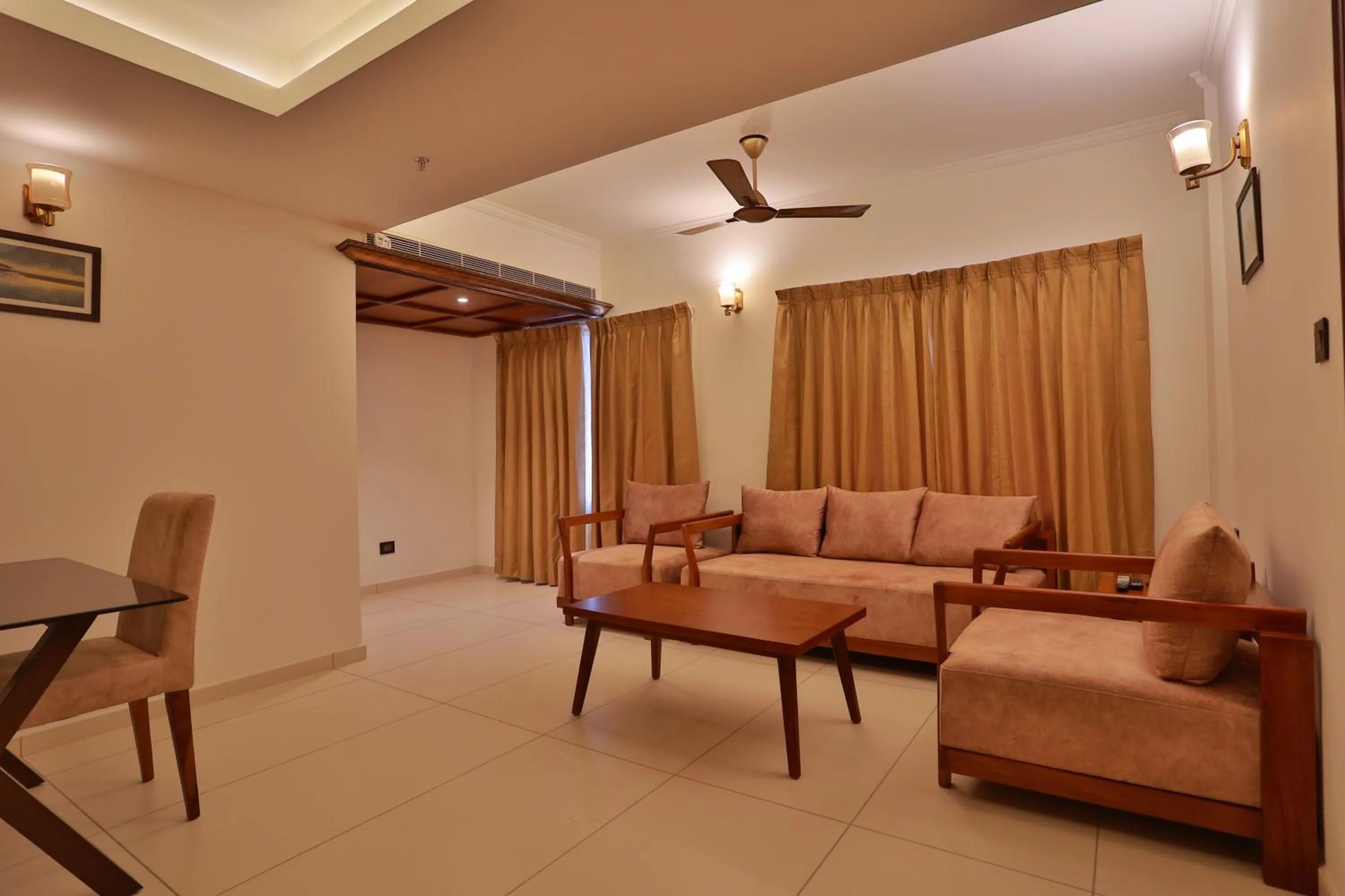 Living room in Lagoona Beach Resort, Kovalam