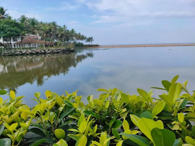 Lagoona Beach Resort, Kovalam