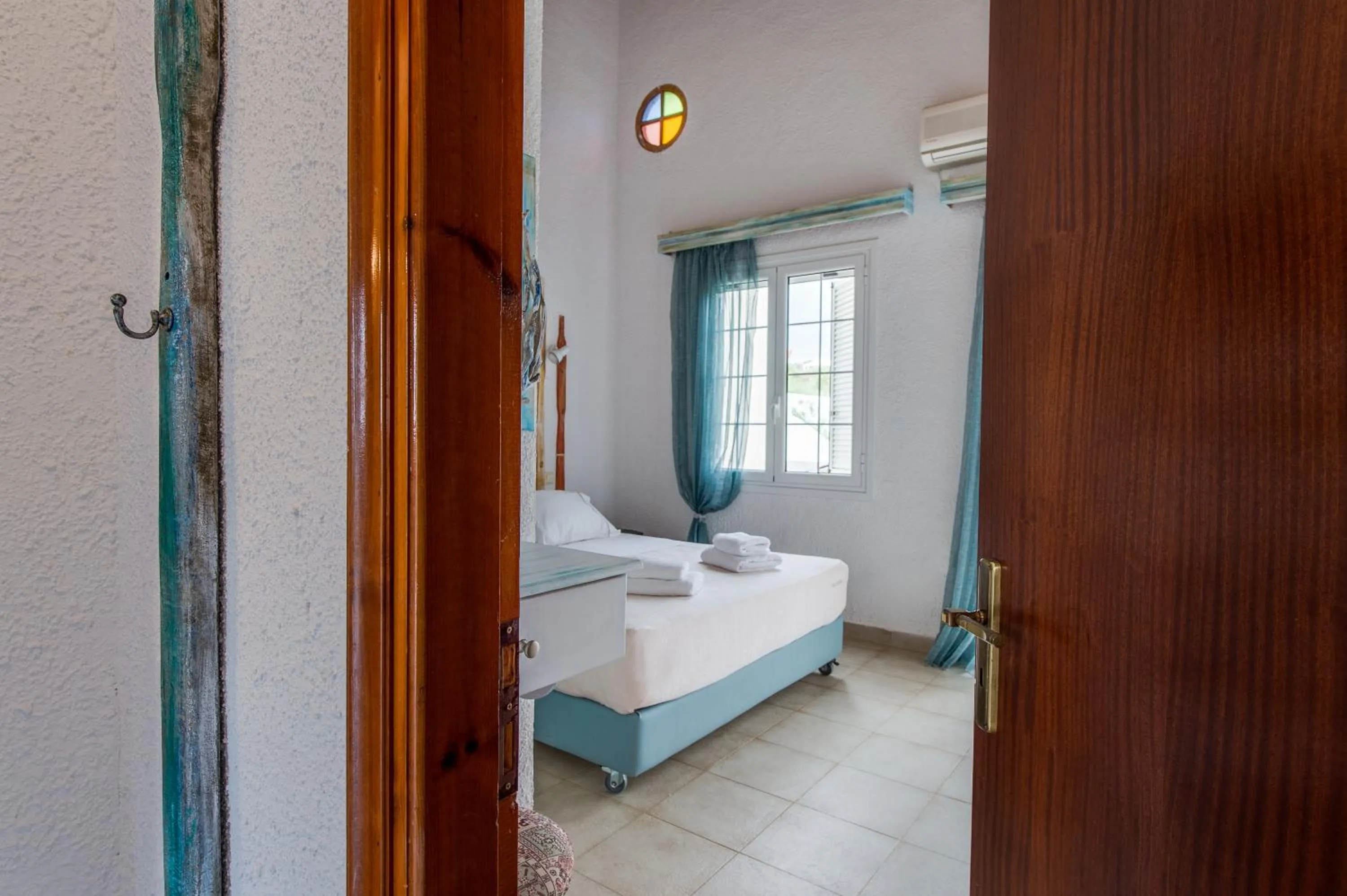 Coffee/tea facilities, Bed in Koroni Village