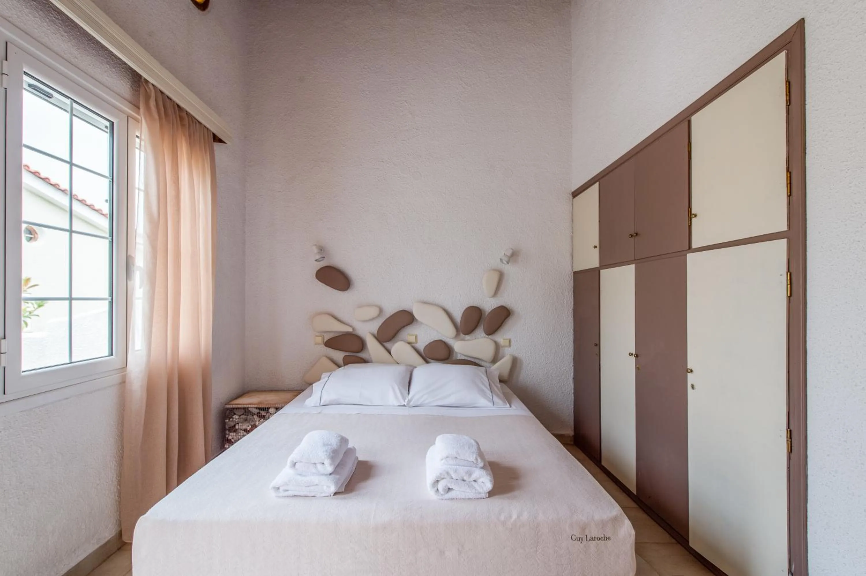 Balcony/Terrace, Bed in Koroni Village