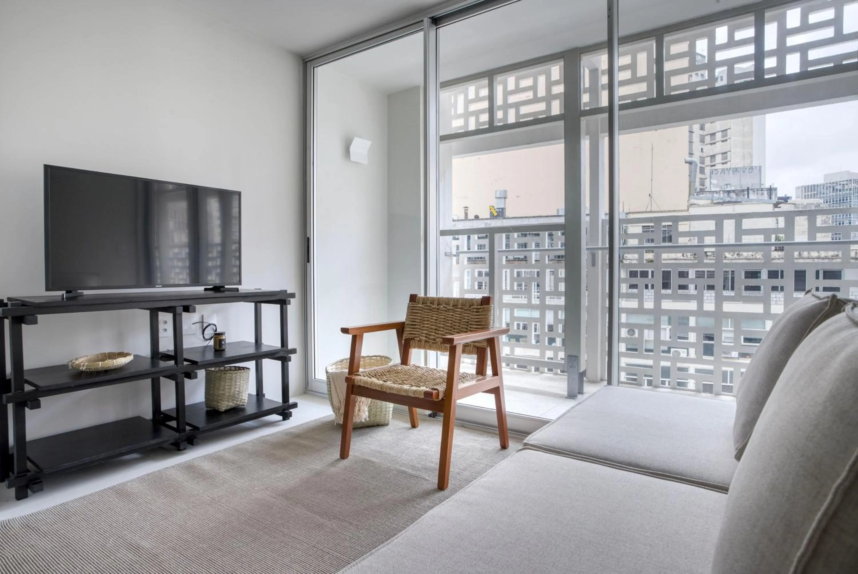 Living room in Tabas - Renata Edifício - Vila Buarque