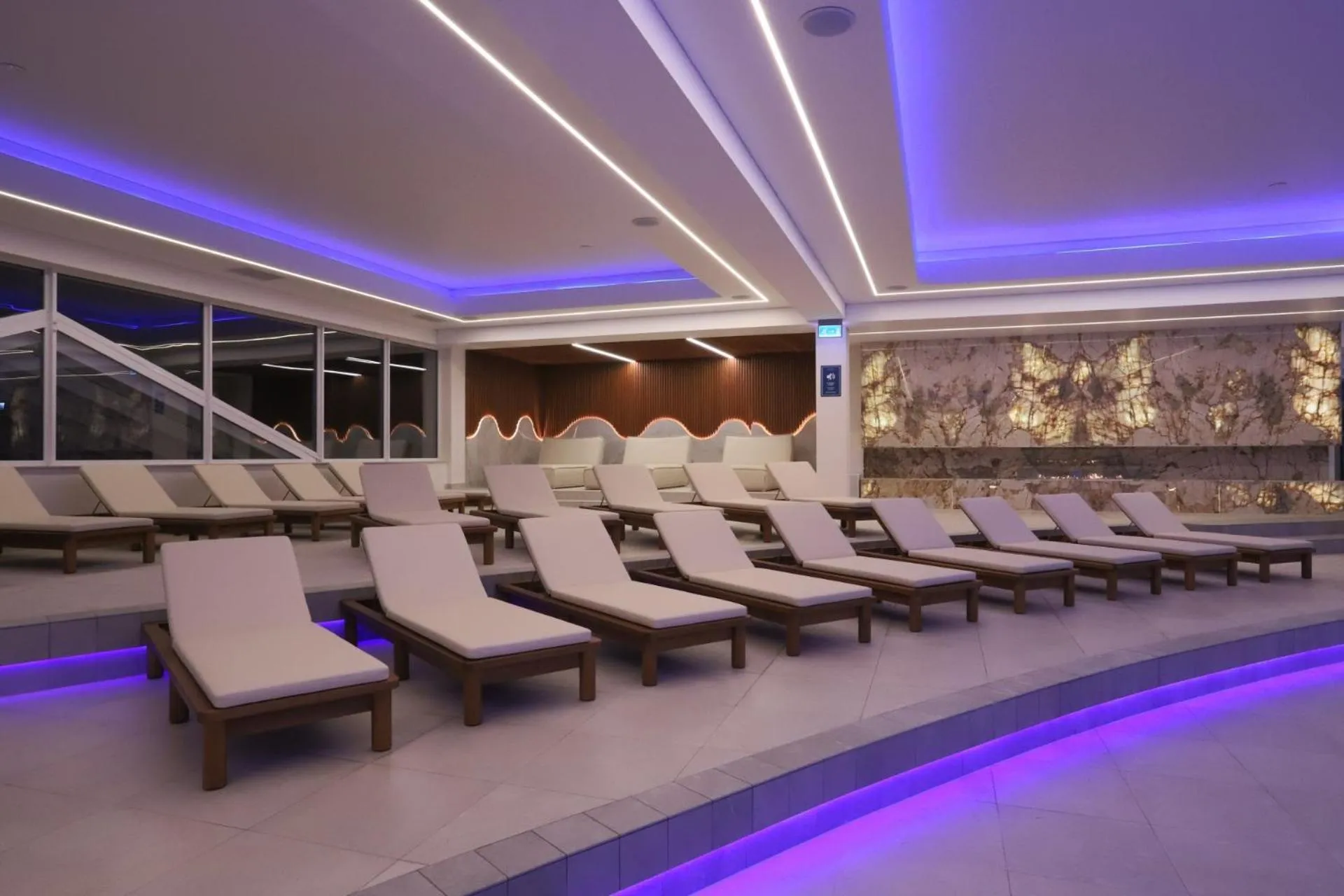 Swimming pool in Grand Lubicz Uzdrowisko Ustka