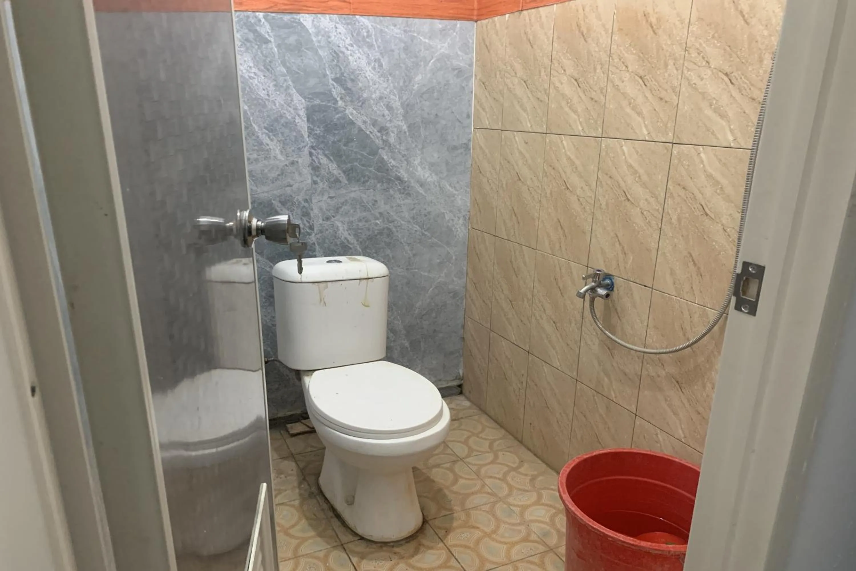 Shower in Mozza guest house