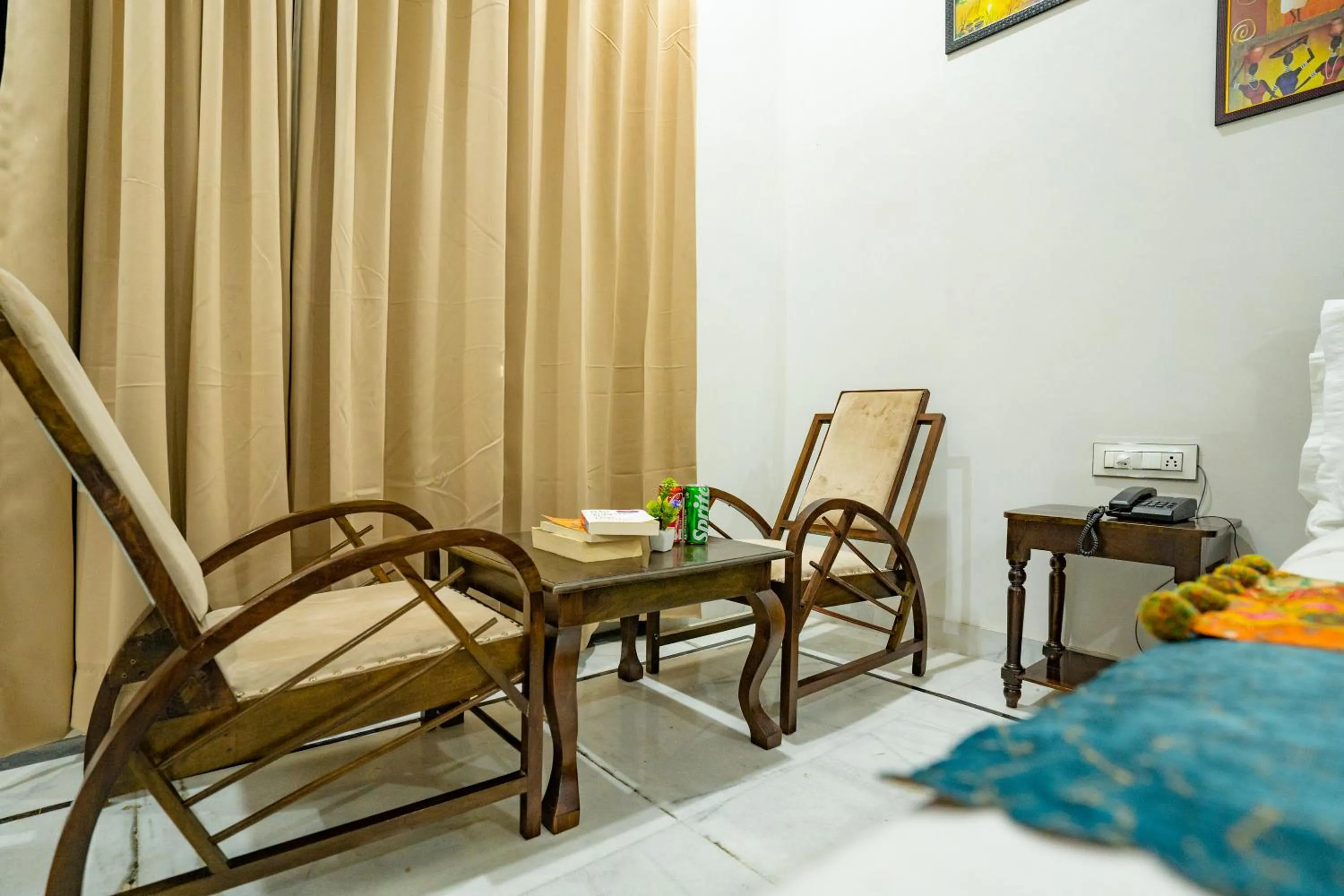 air conditioner, Bed in Villa Tha Gadh Bansiya