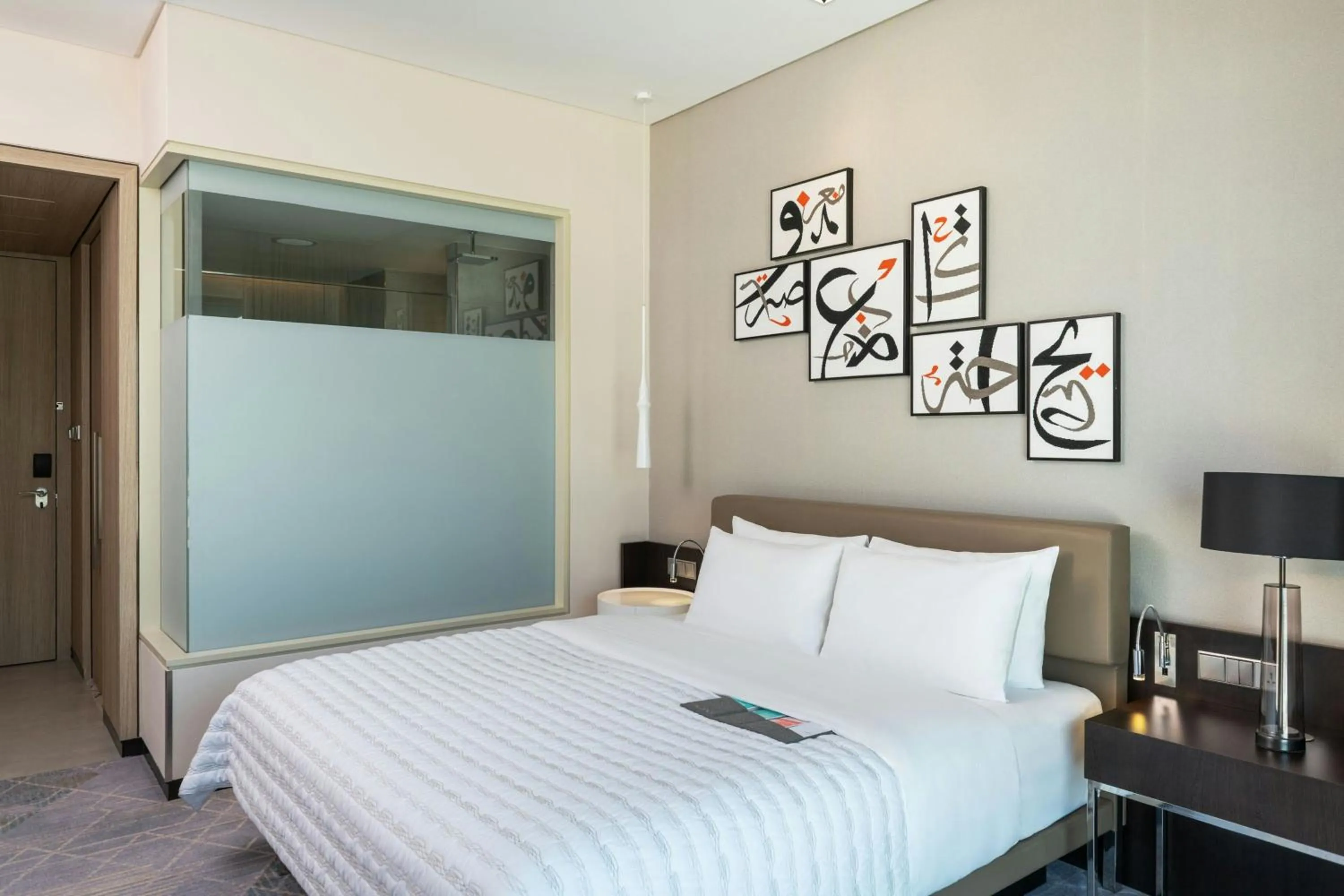 Photo of the whole room, Bed in Le Meridien City Centre Bahrain