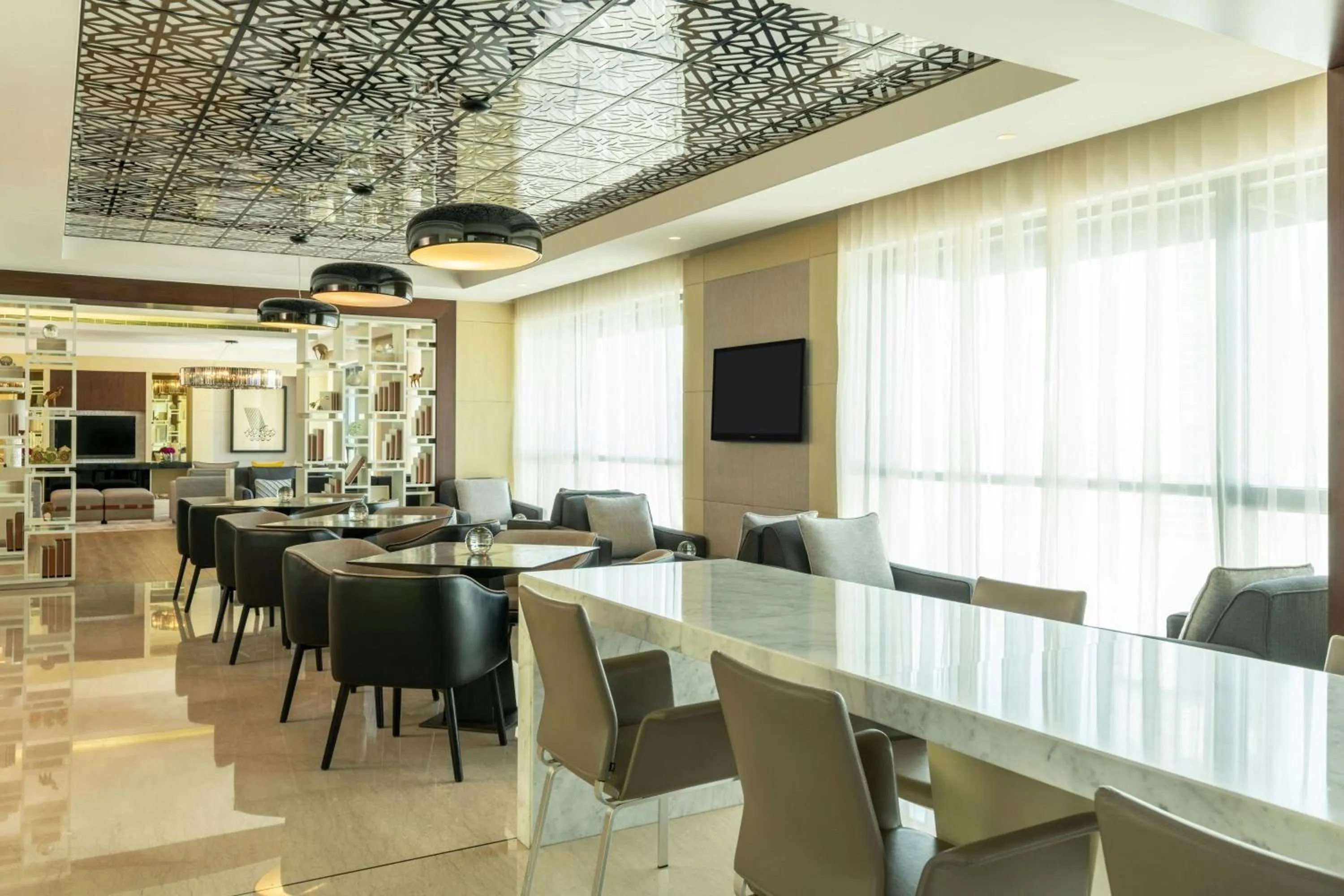 Lounge or bar in Le Meridien City Centre Bahrain