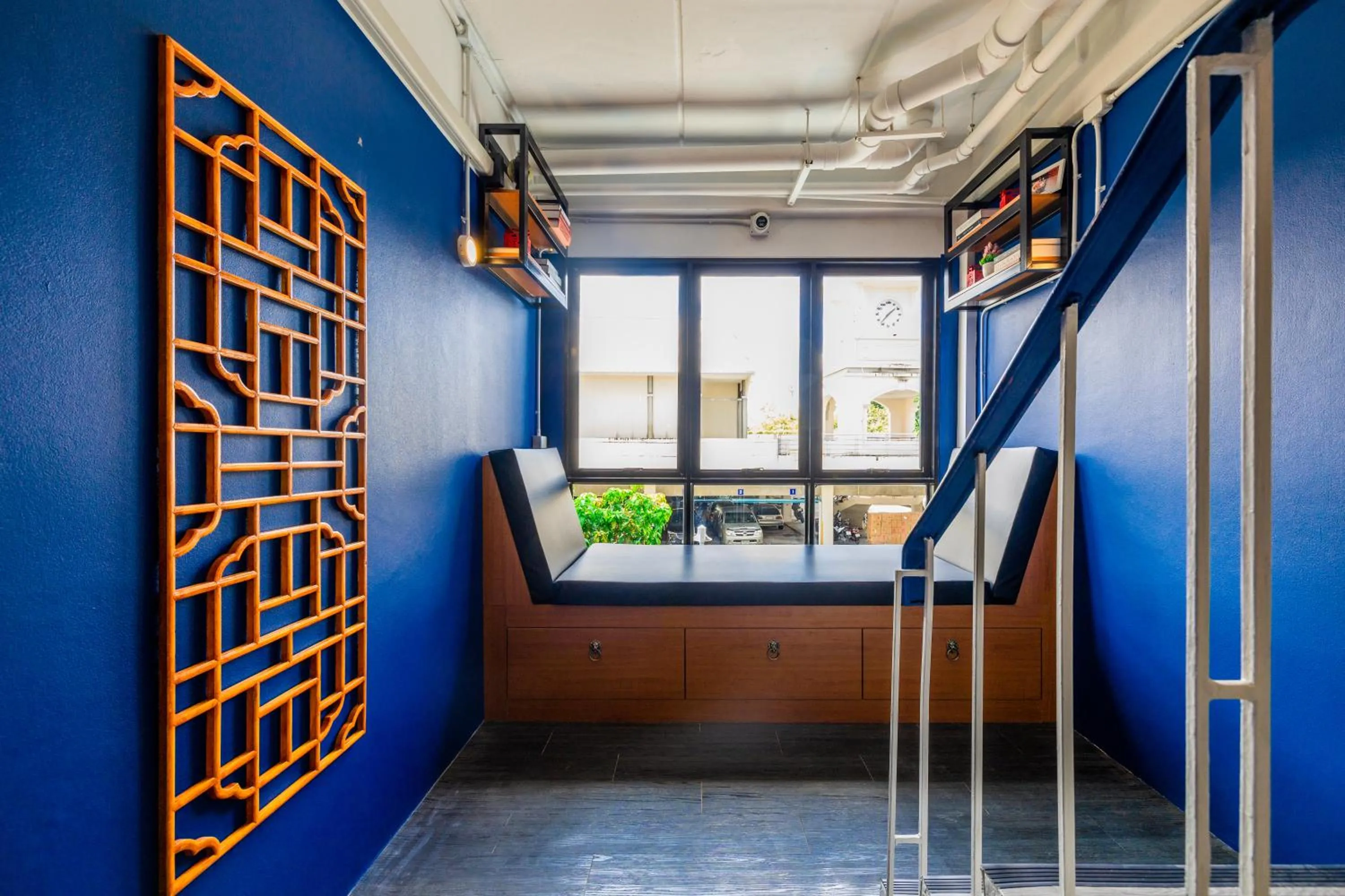 Living room in Marco Polo Phuket Poshtel & Bistro