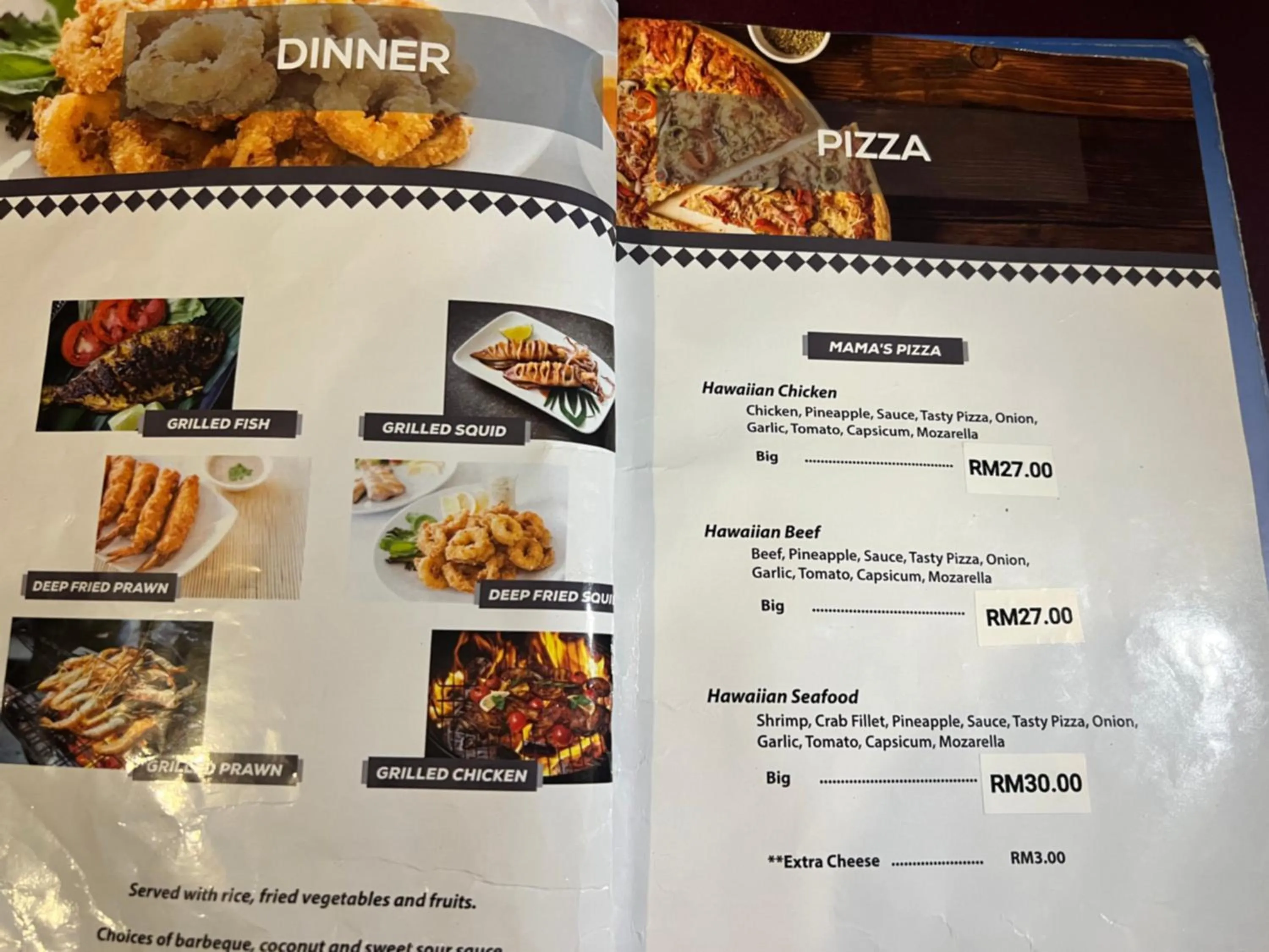 Restaurant/places to eat in Mama's Chalet Pulau Perhentian Besar