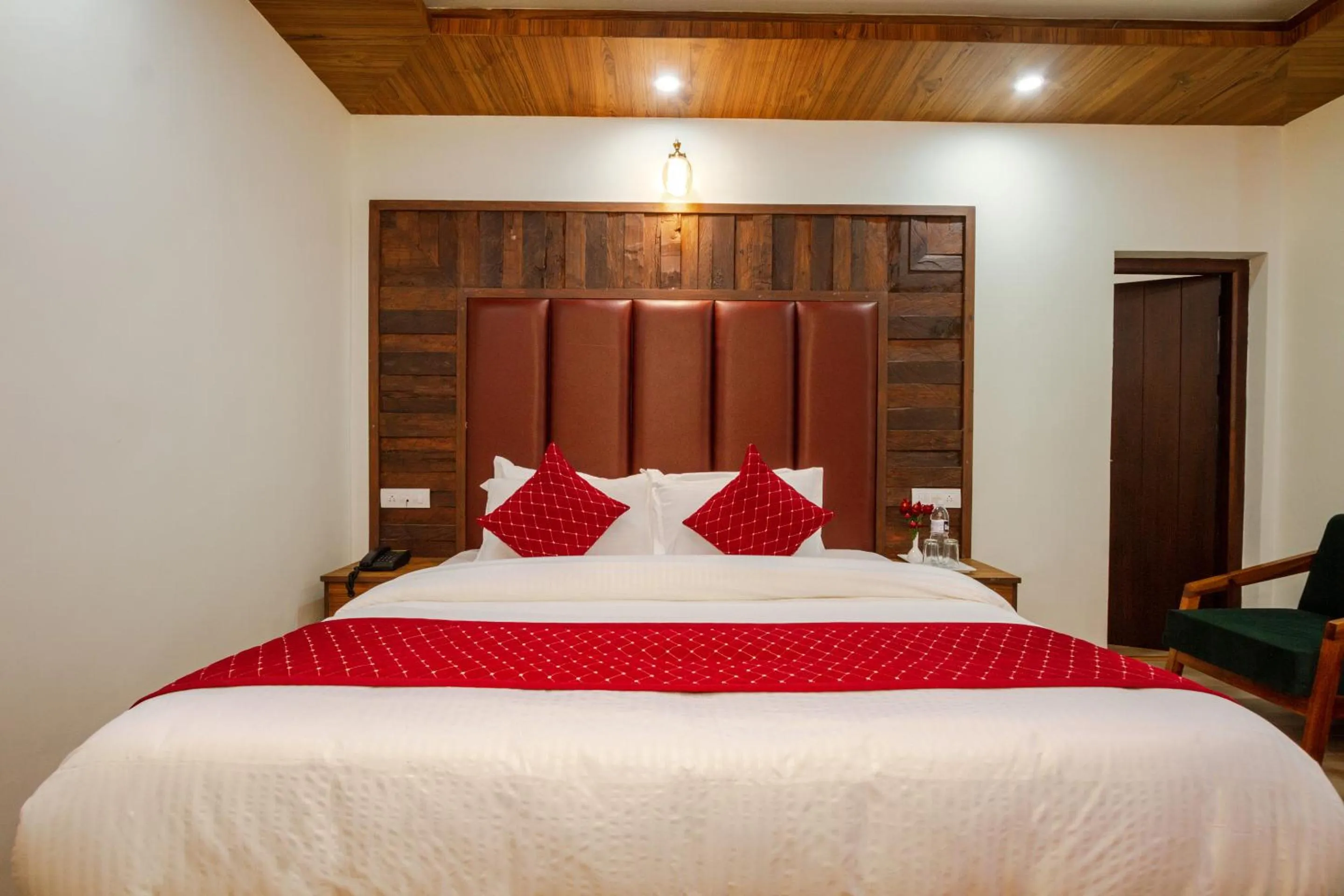 Bed in Tripli Hotels Drilbu Manali