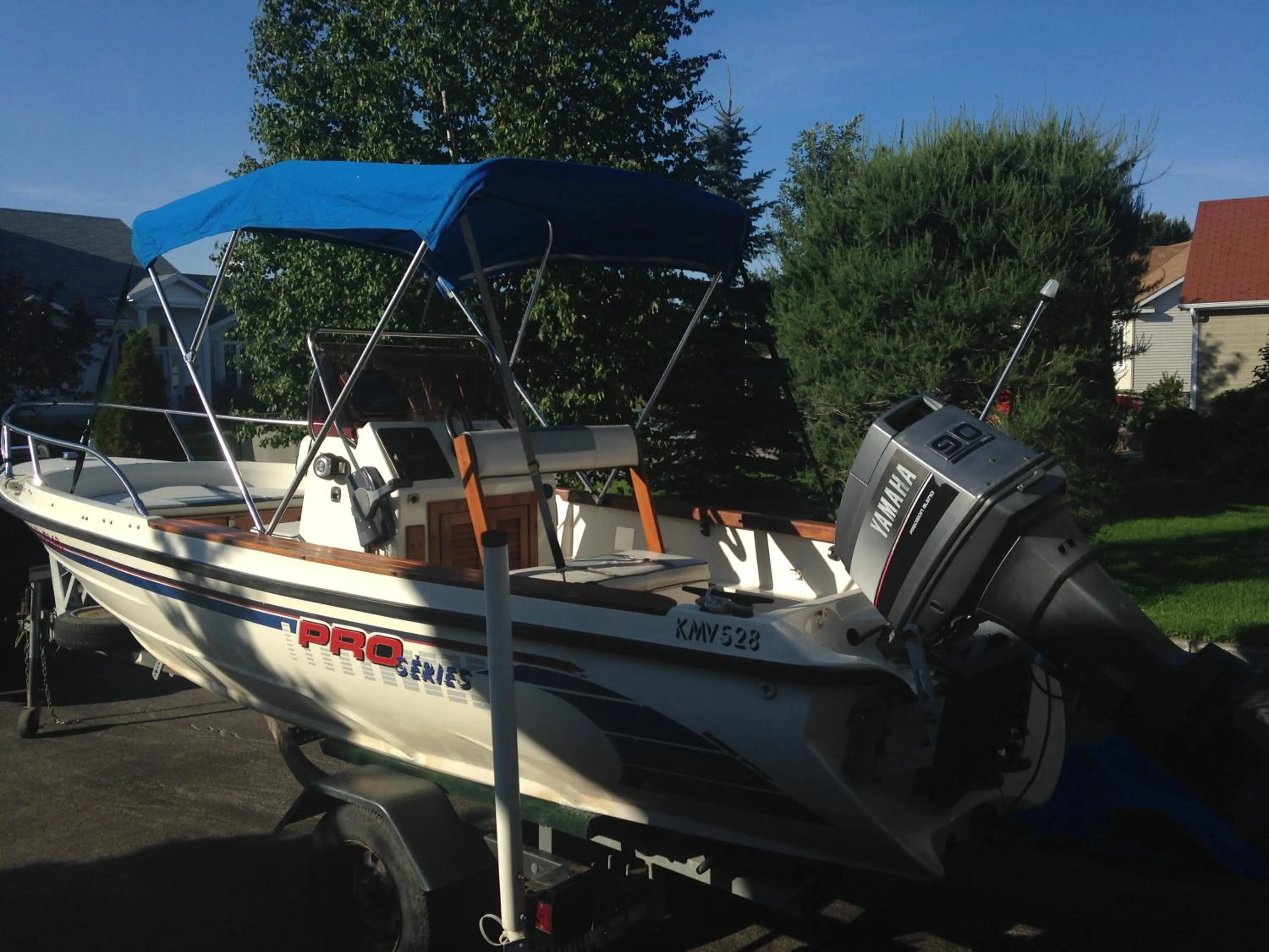 Fishing in Gite Du Lac St-Prime