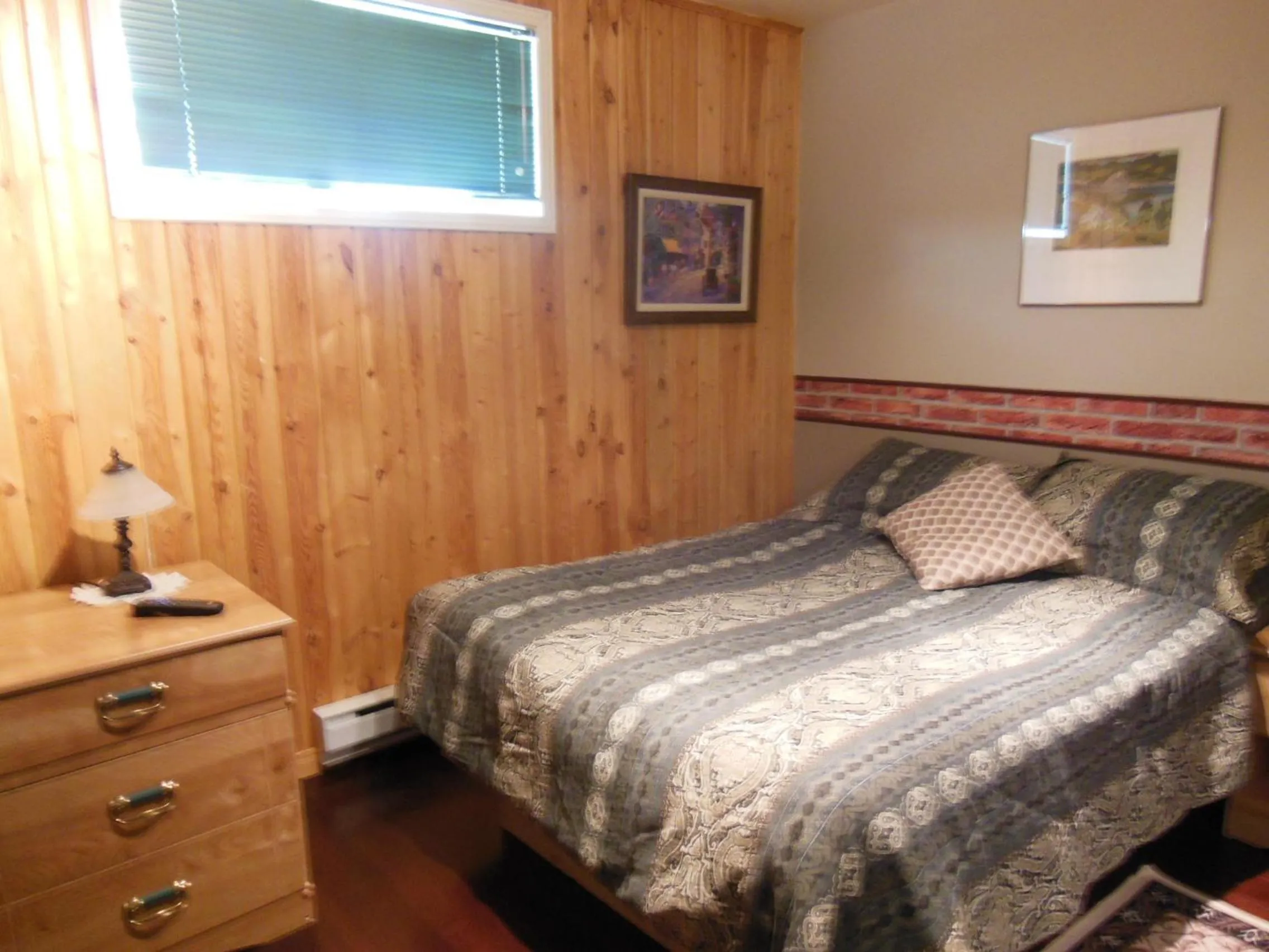 Bed in Gite Du Lac St-Prime