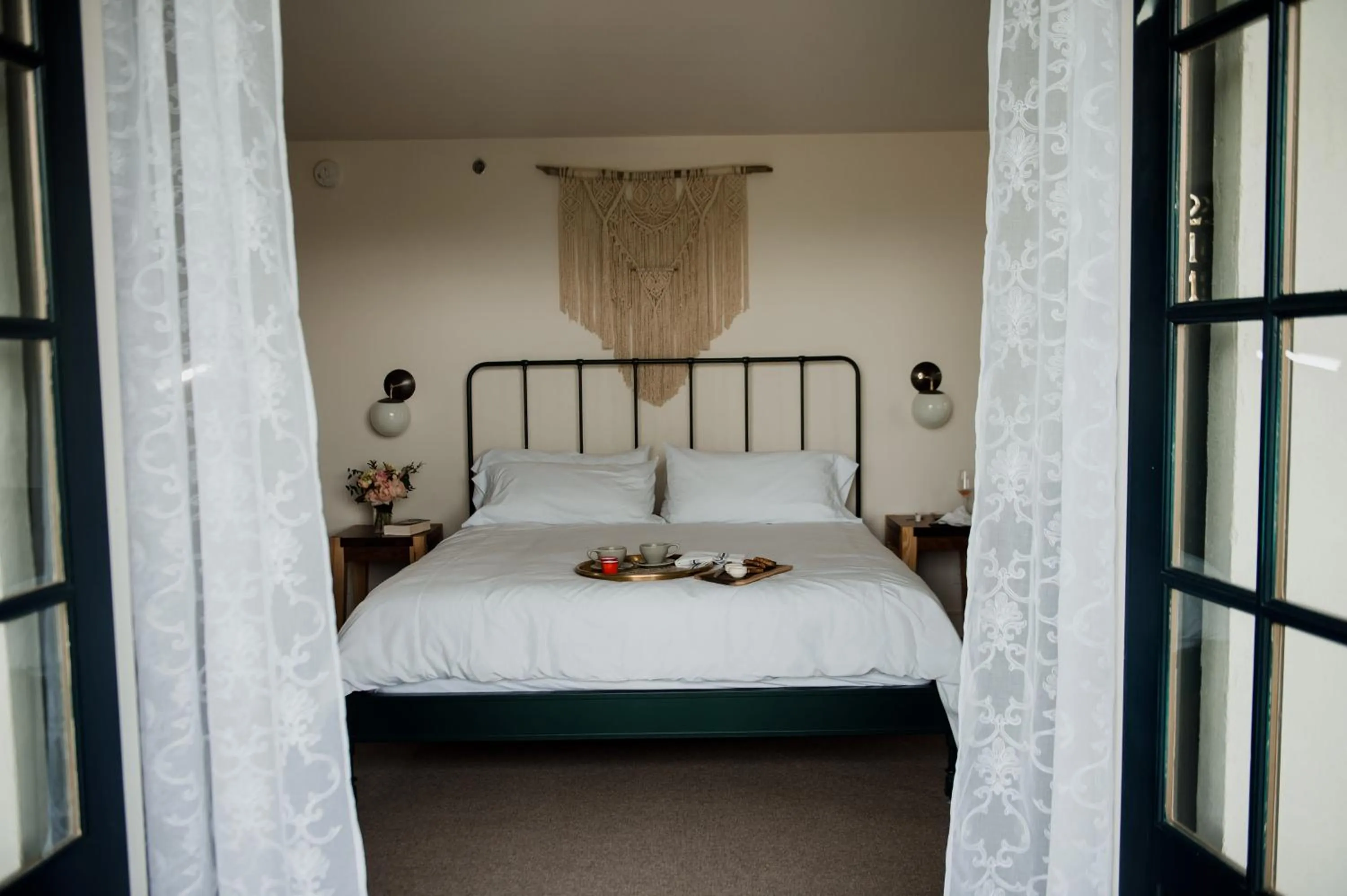 Bed in Surf Hotel & Chateau