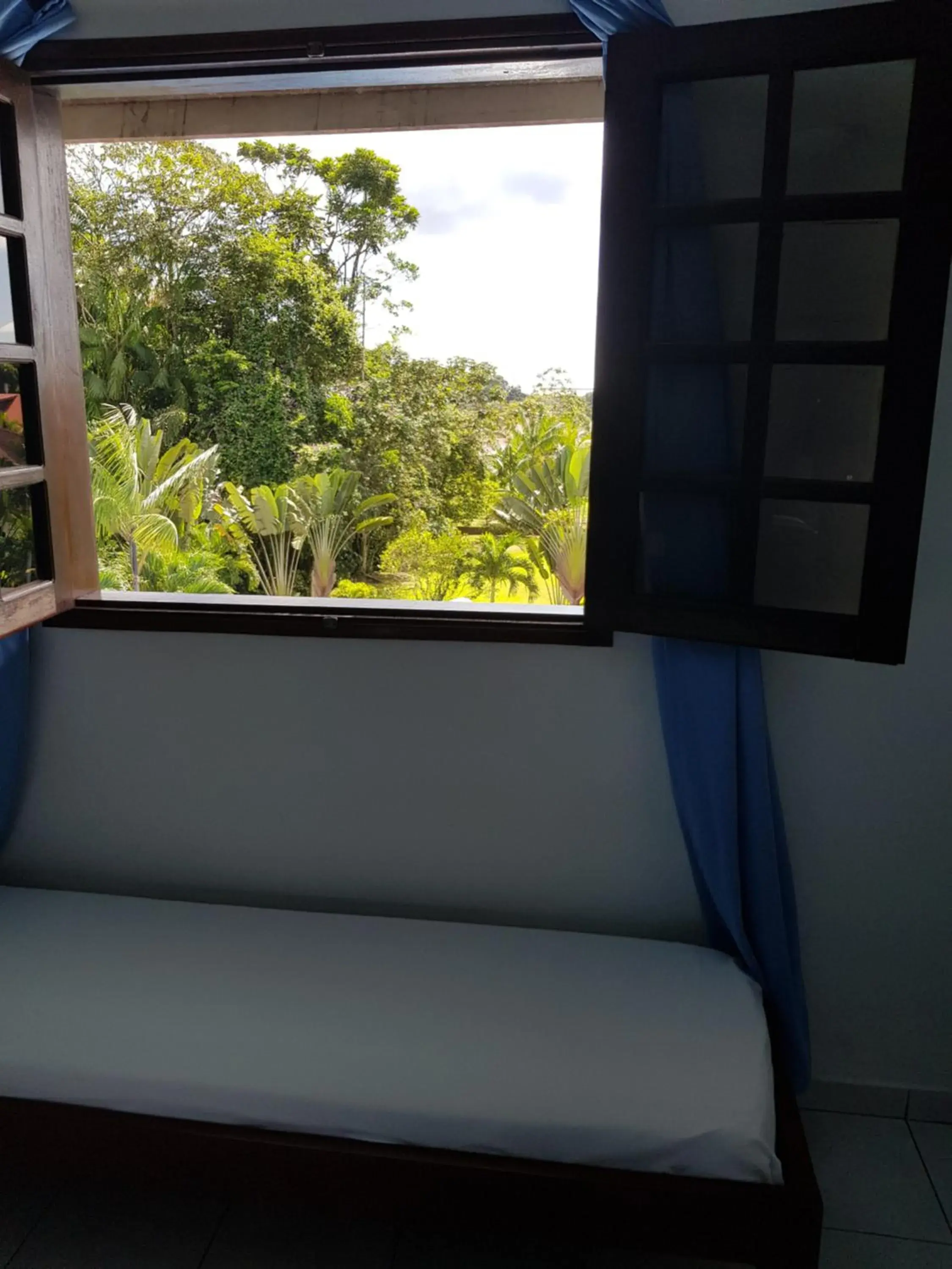 Superior Triple Room - single occupancy in Hotel La Marmotte Superior Triple Room - single occupancy in Hotel La Marmotte