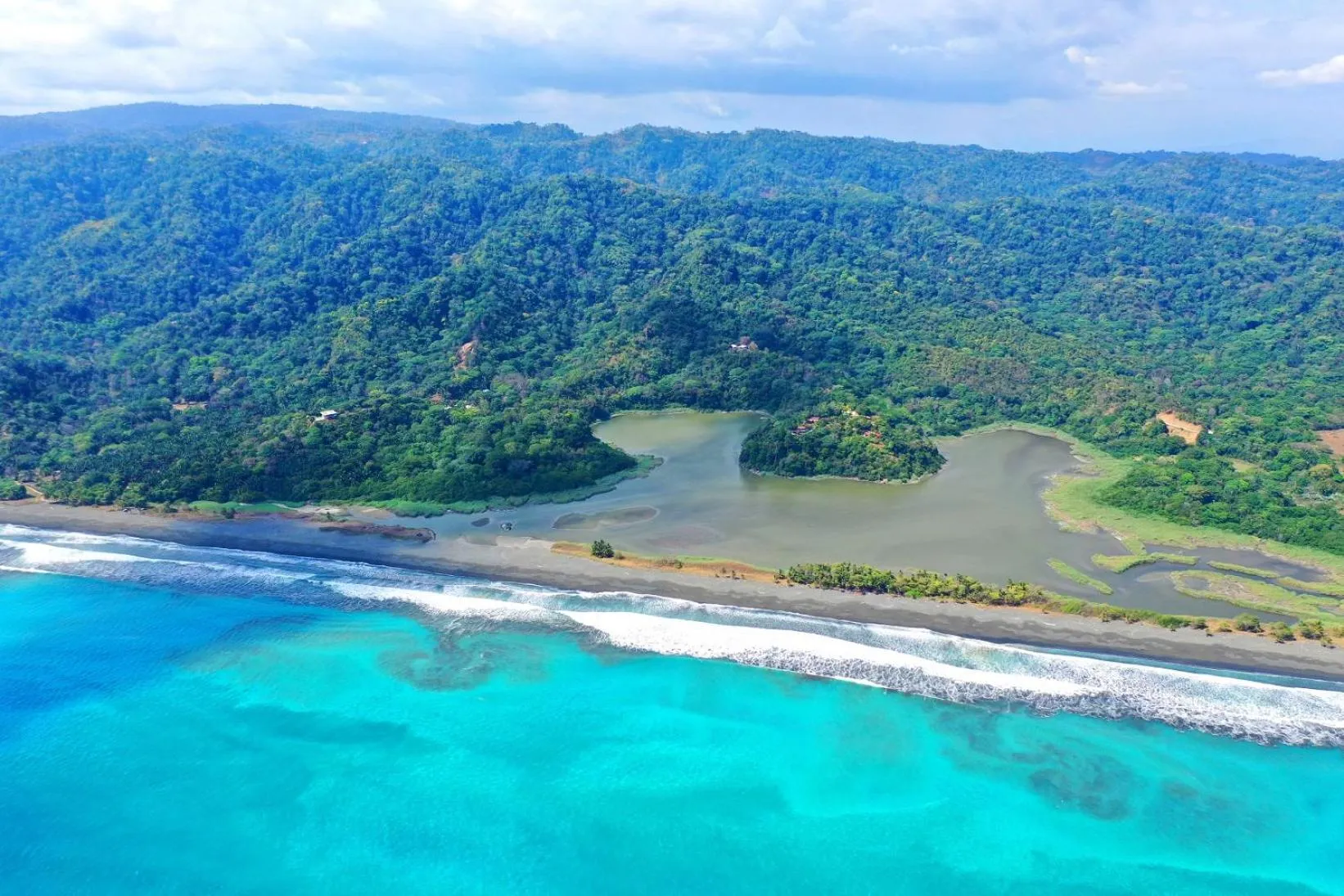 Beach in LagunaVista Villas