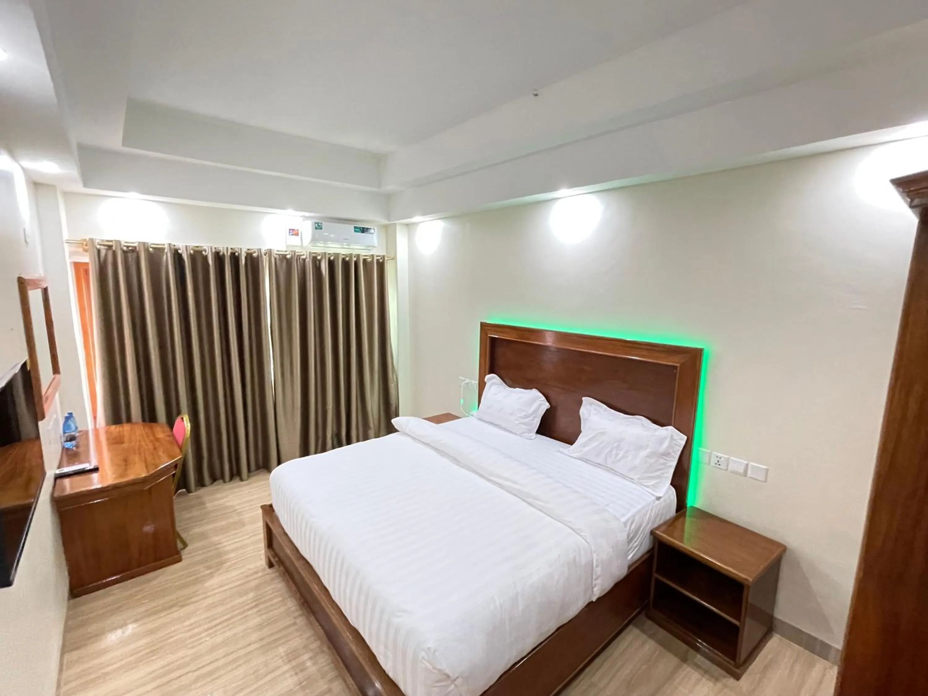 Pulickal Heights Hotel