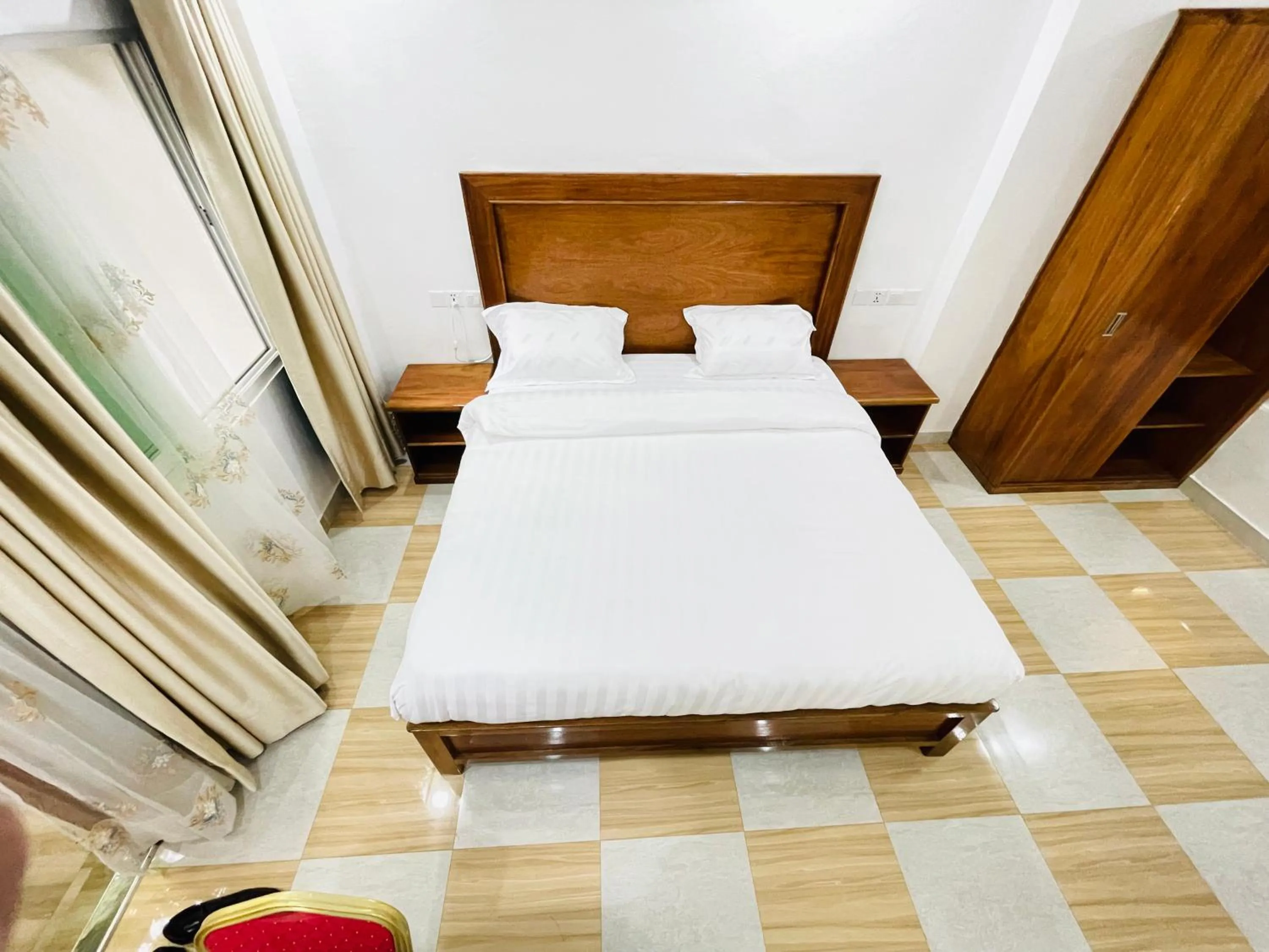 Pulickal Heights Hotel