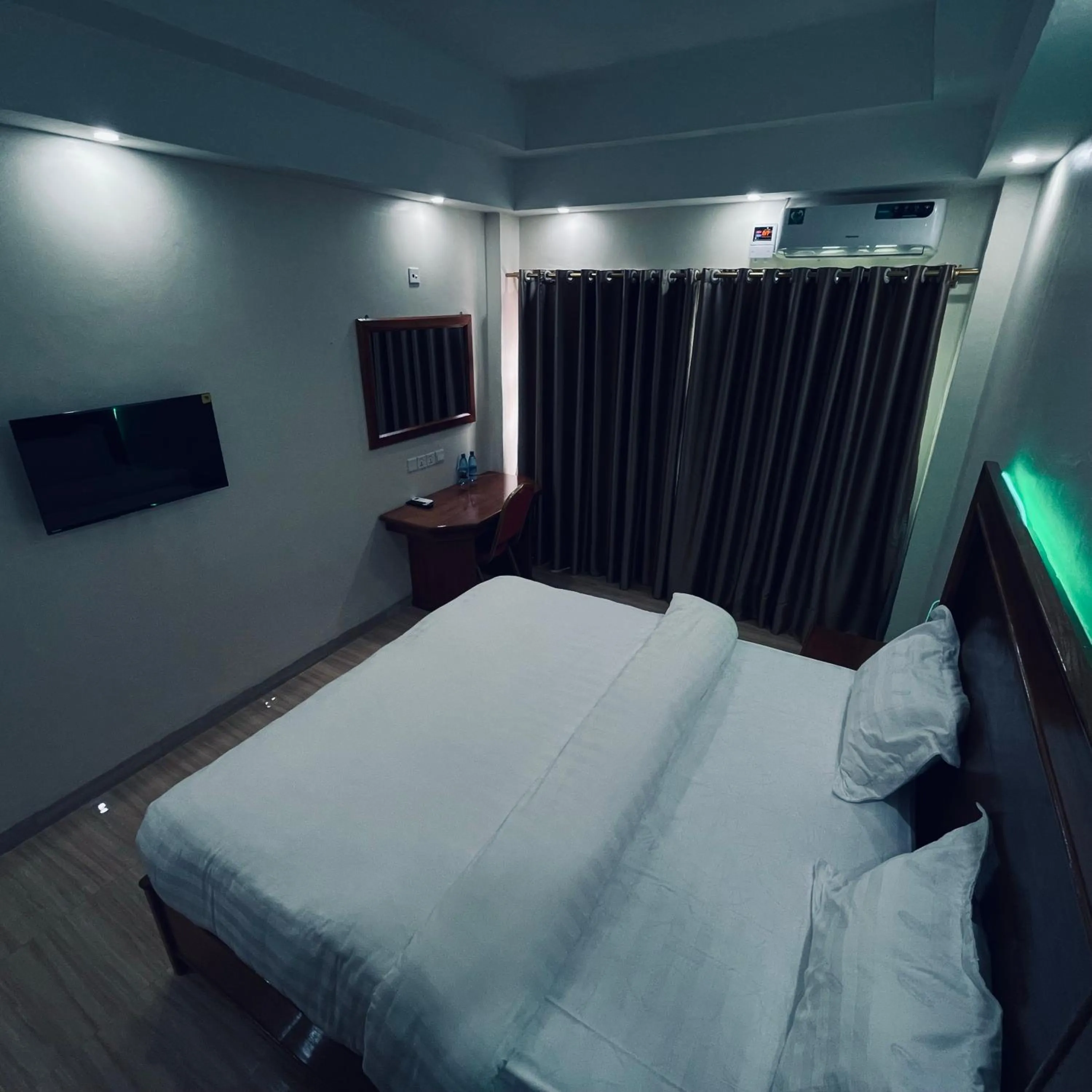 Pulickal Heights Hotel