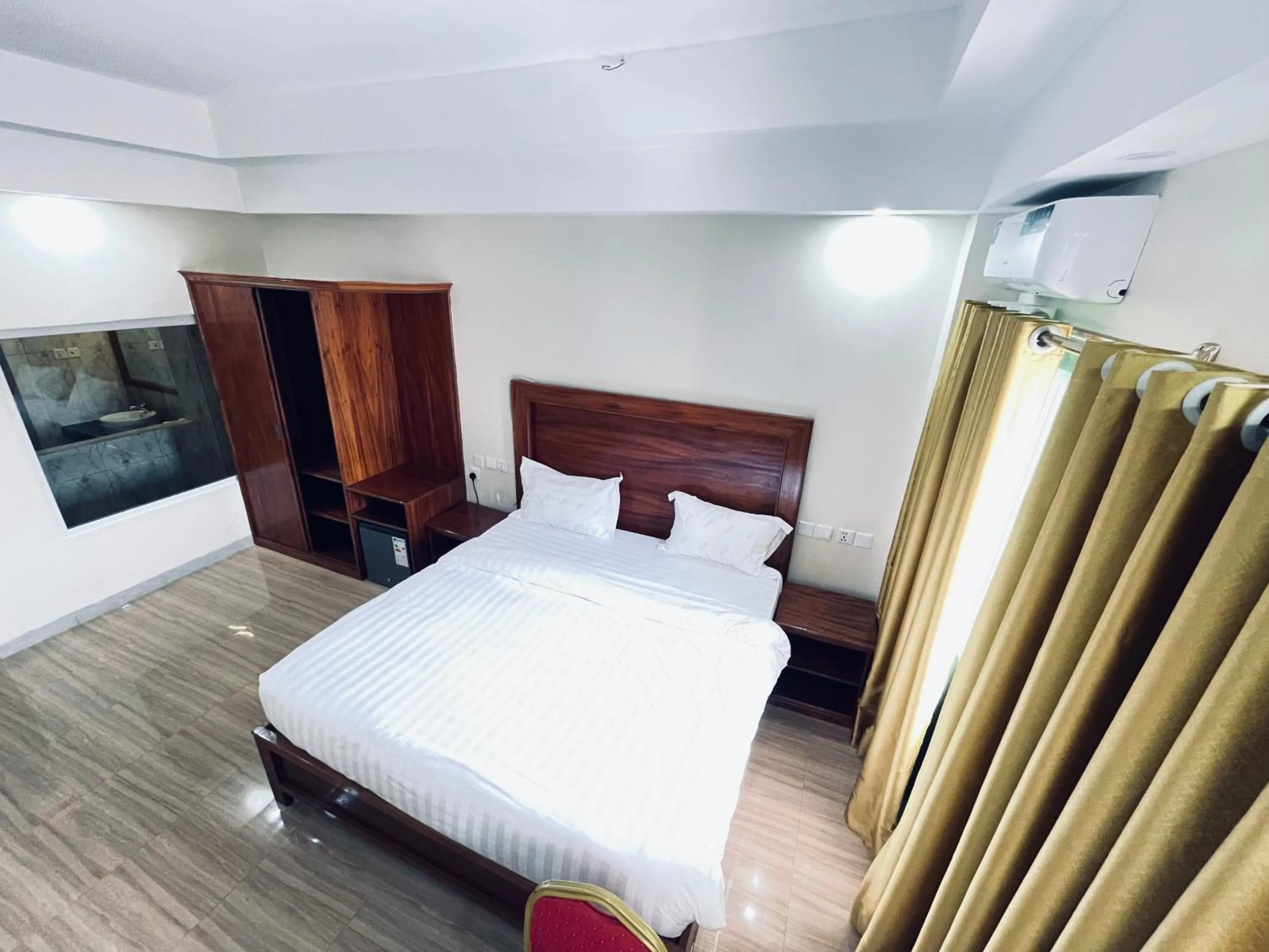 Pulickal Heights Hotel