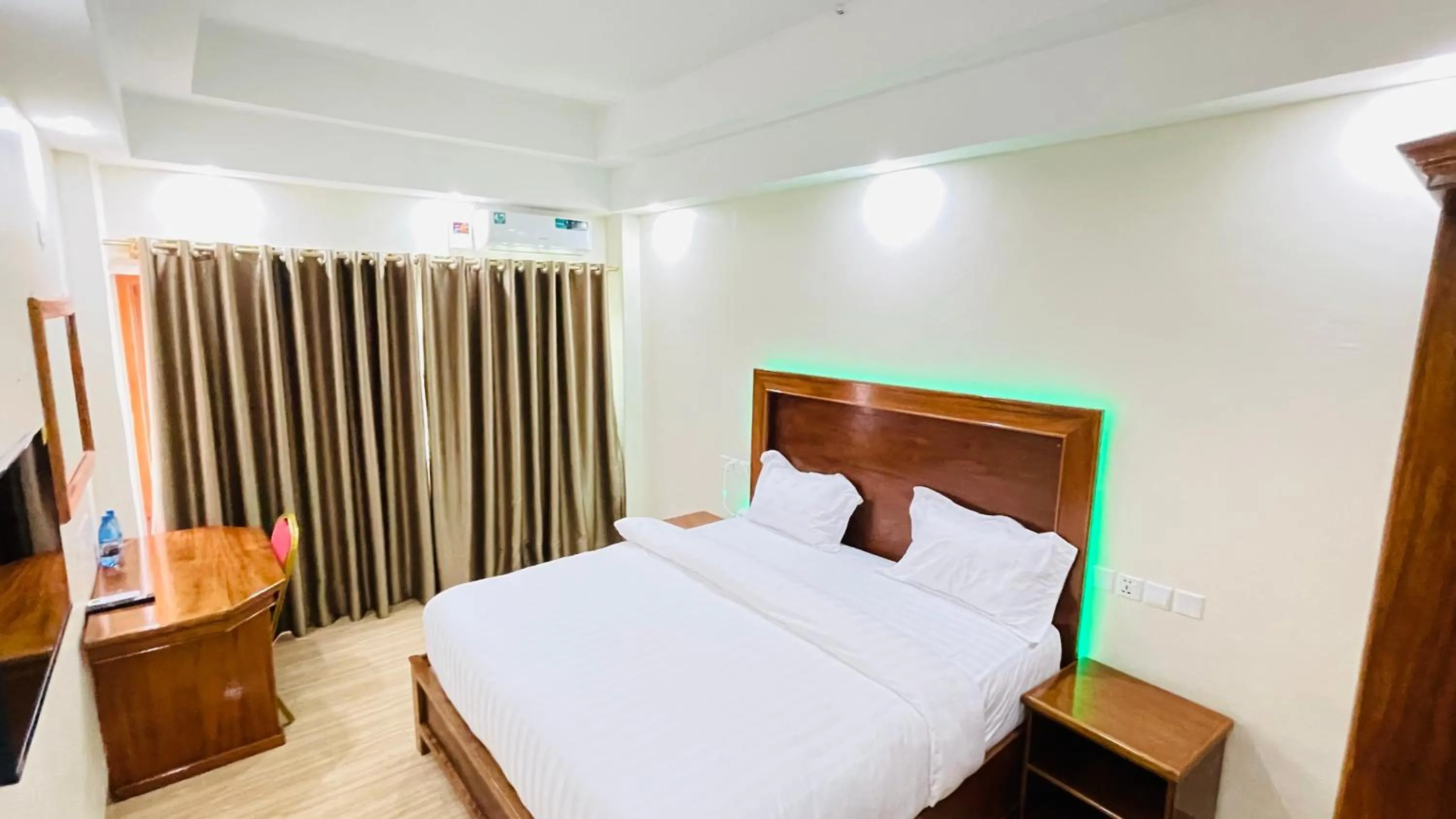 Bedroom in Pulickal Heights Hotel