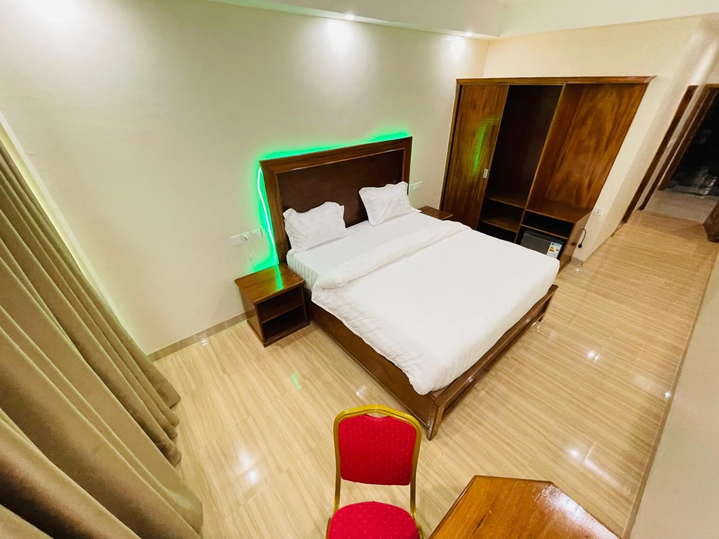 Pulickal Heights Hotel