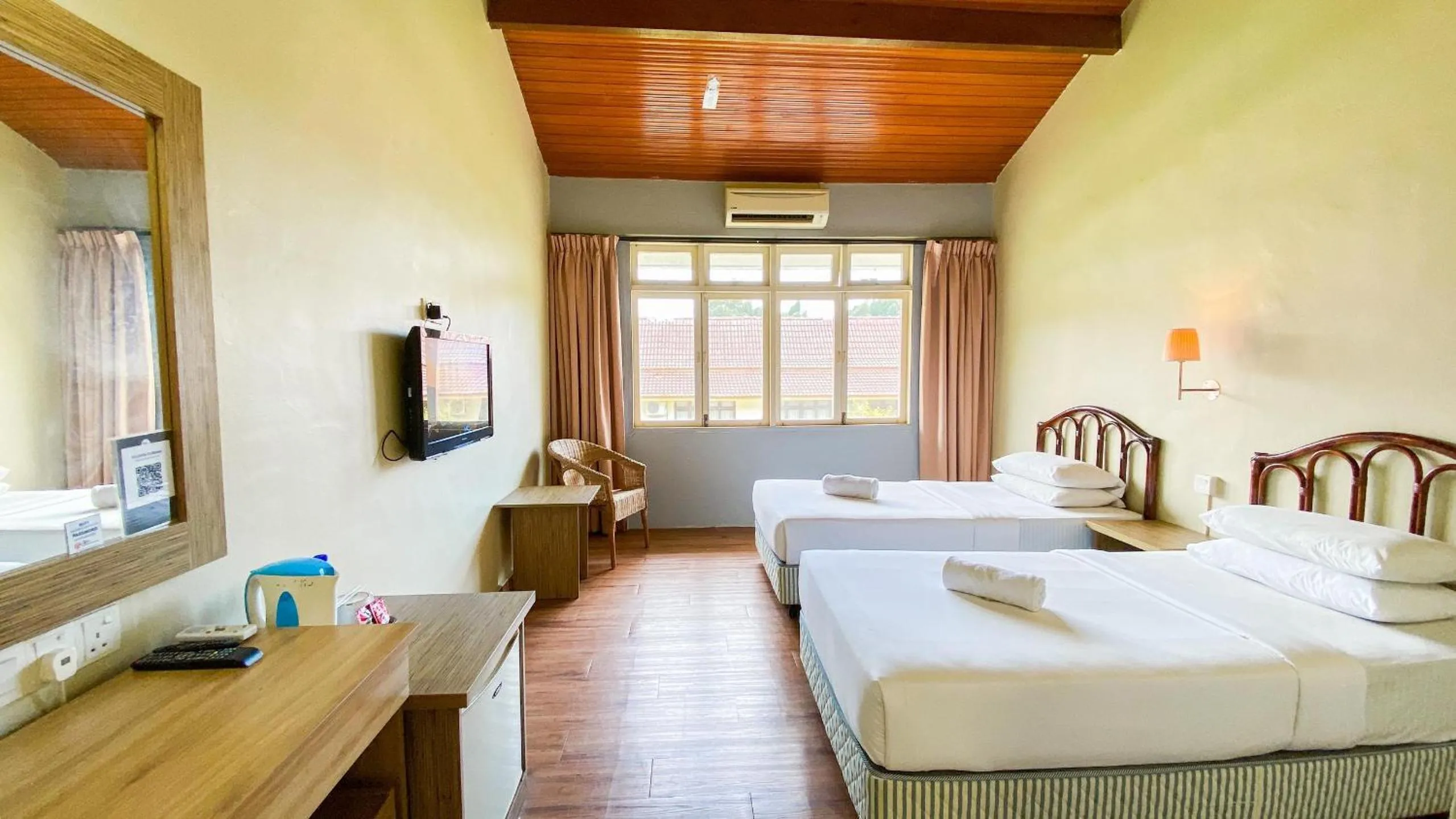 Bed in Lovita Tanjung Bidara Beach Resort