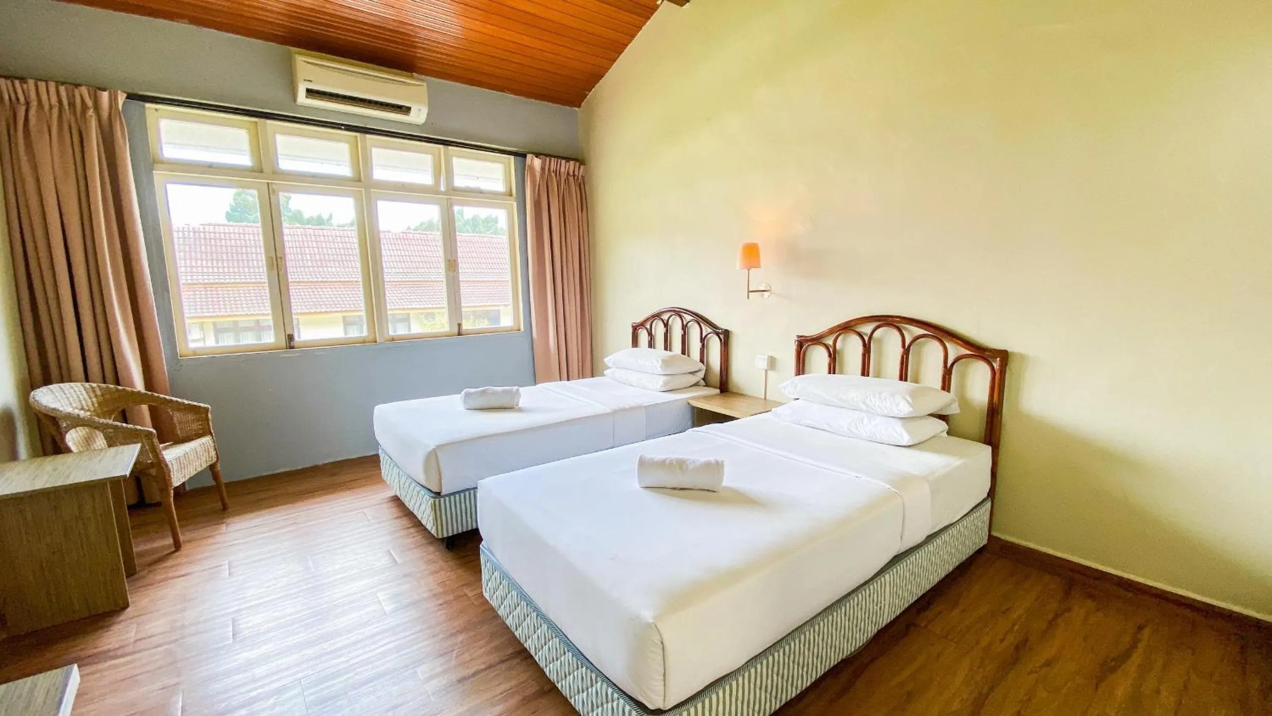 Bed in Lovita Tanjung Bidara Beach Resort