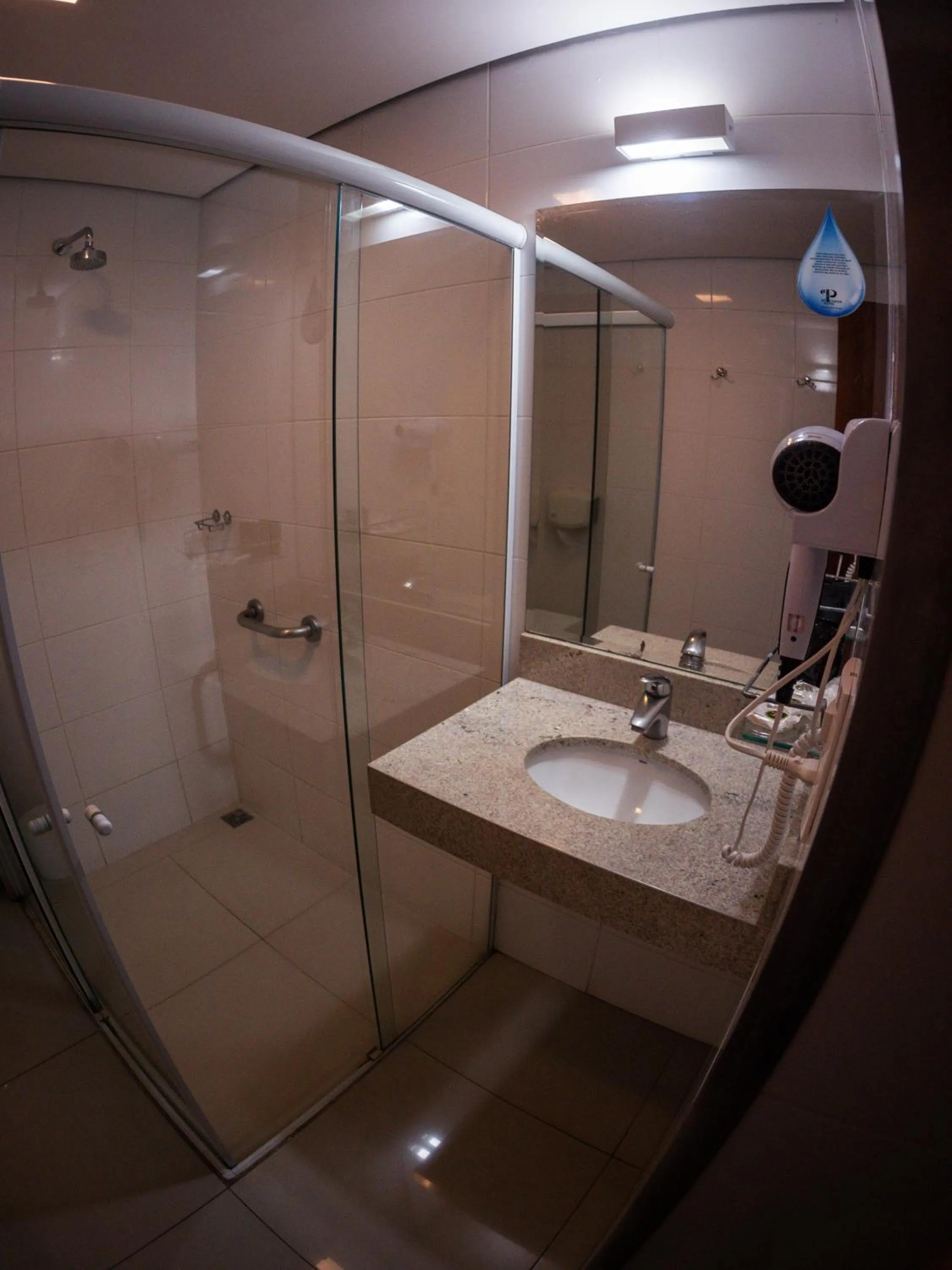 Bathroom in Ipe Center Hotel