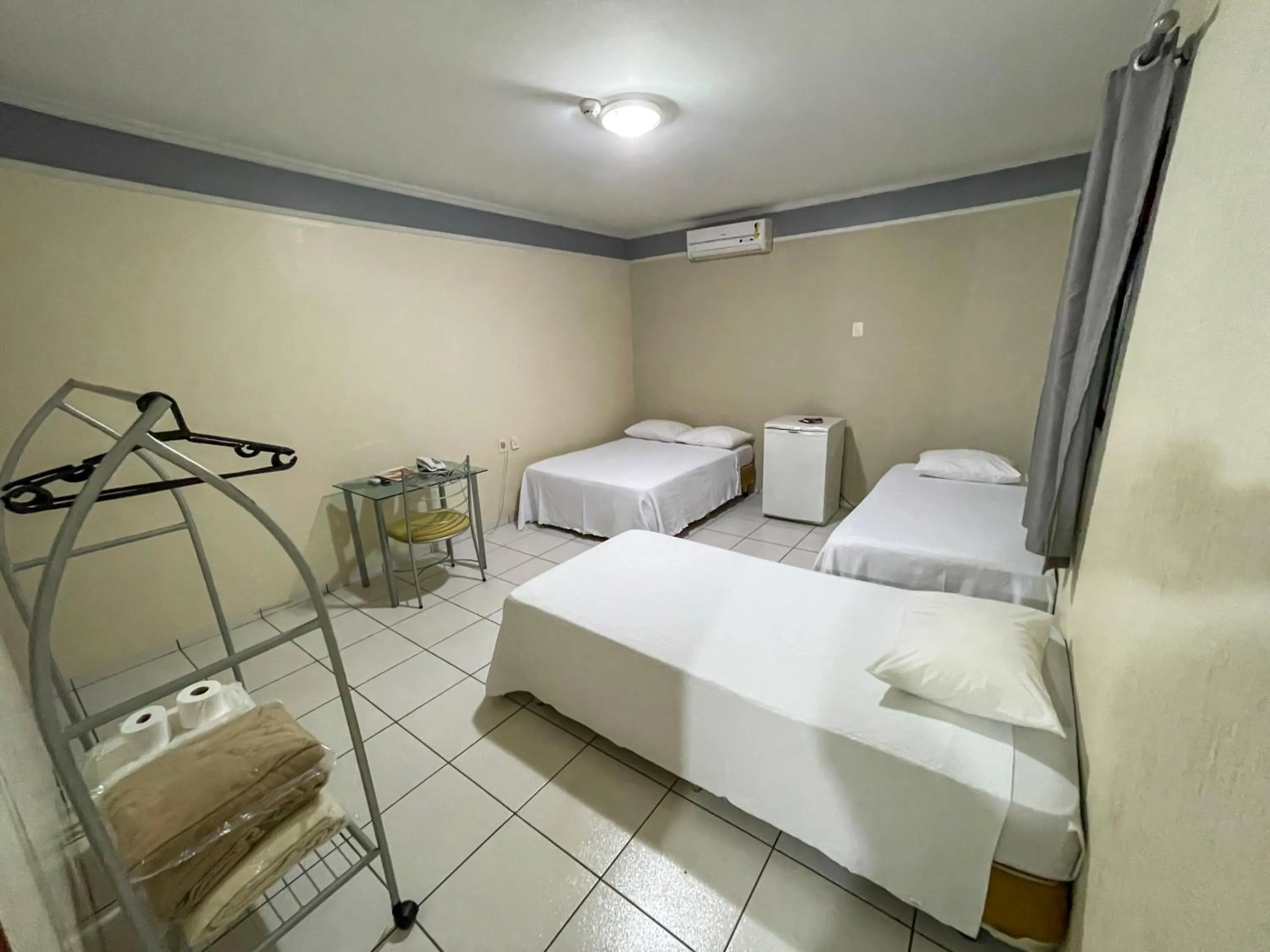 Bed in Canadá Hotel