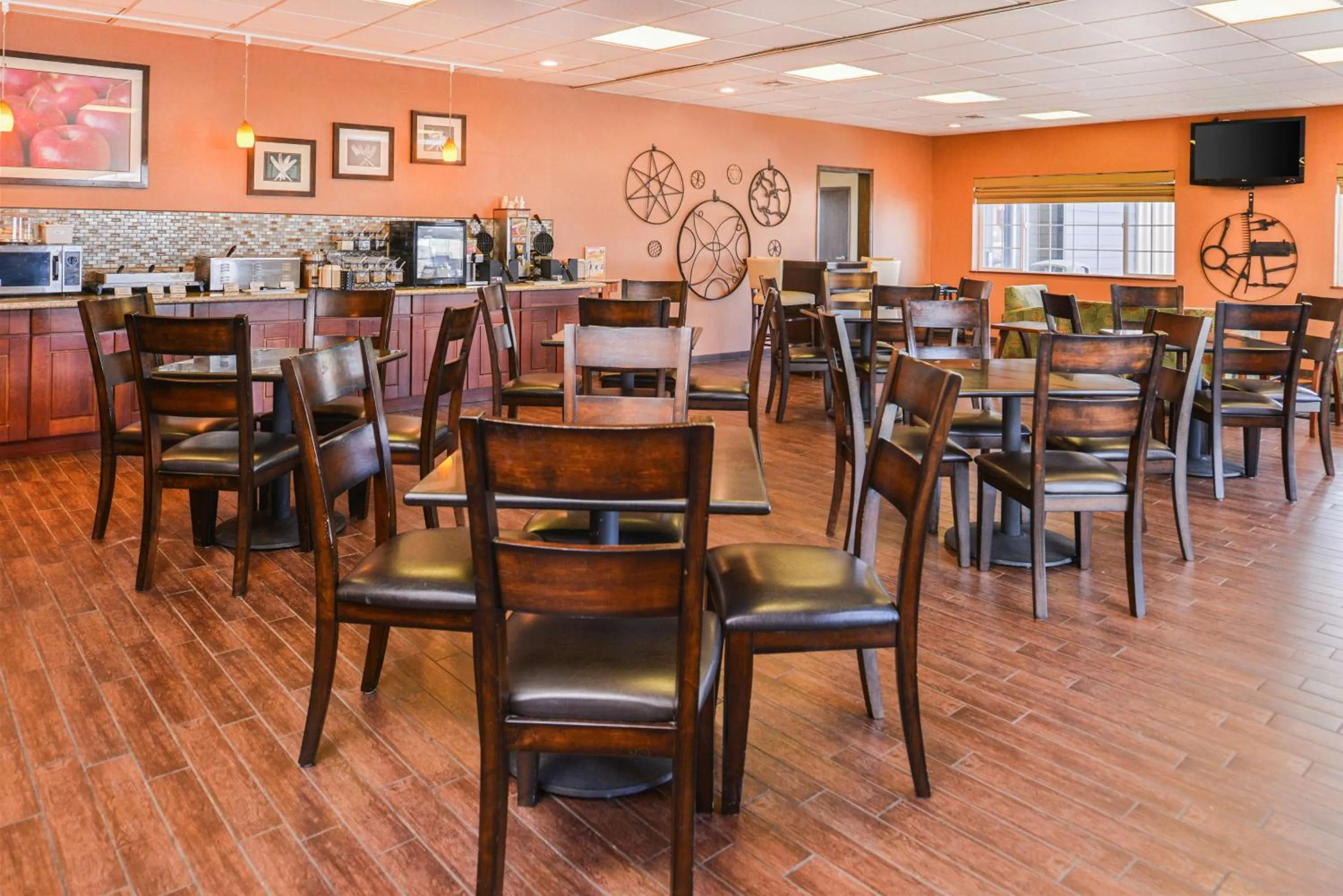 Breakfast in Best Western Plus Rama Inn