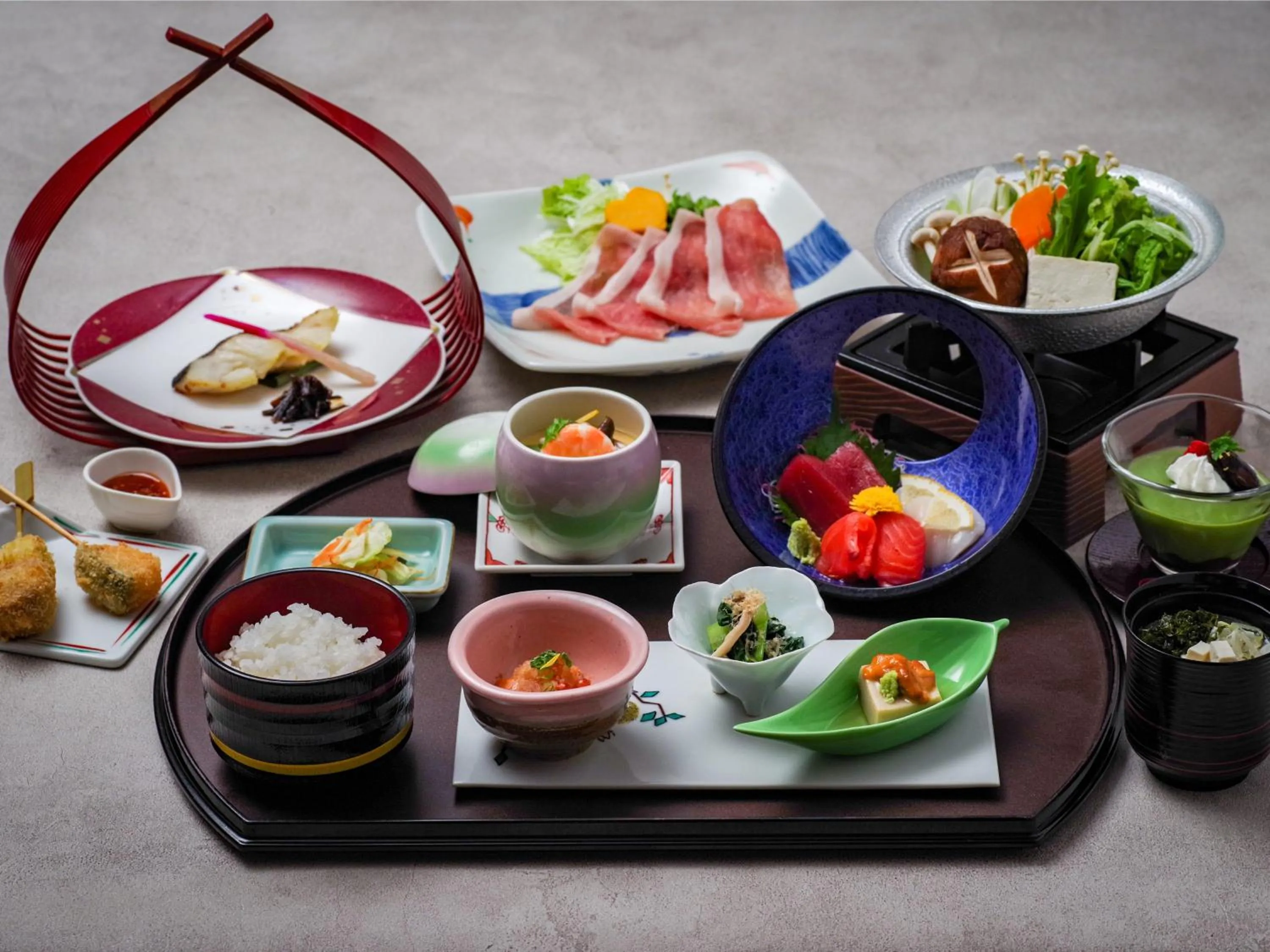 Restaurant/places to eat in Manza Prince Hotel