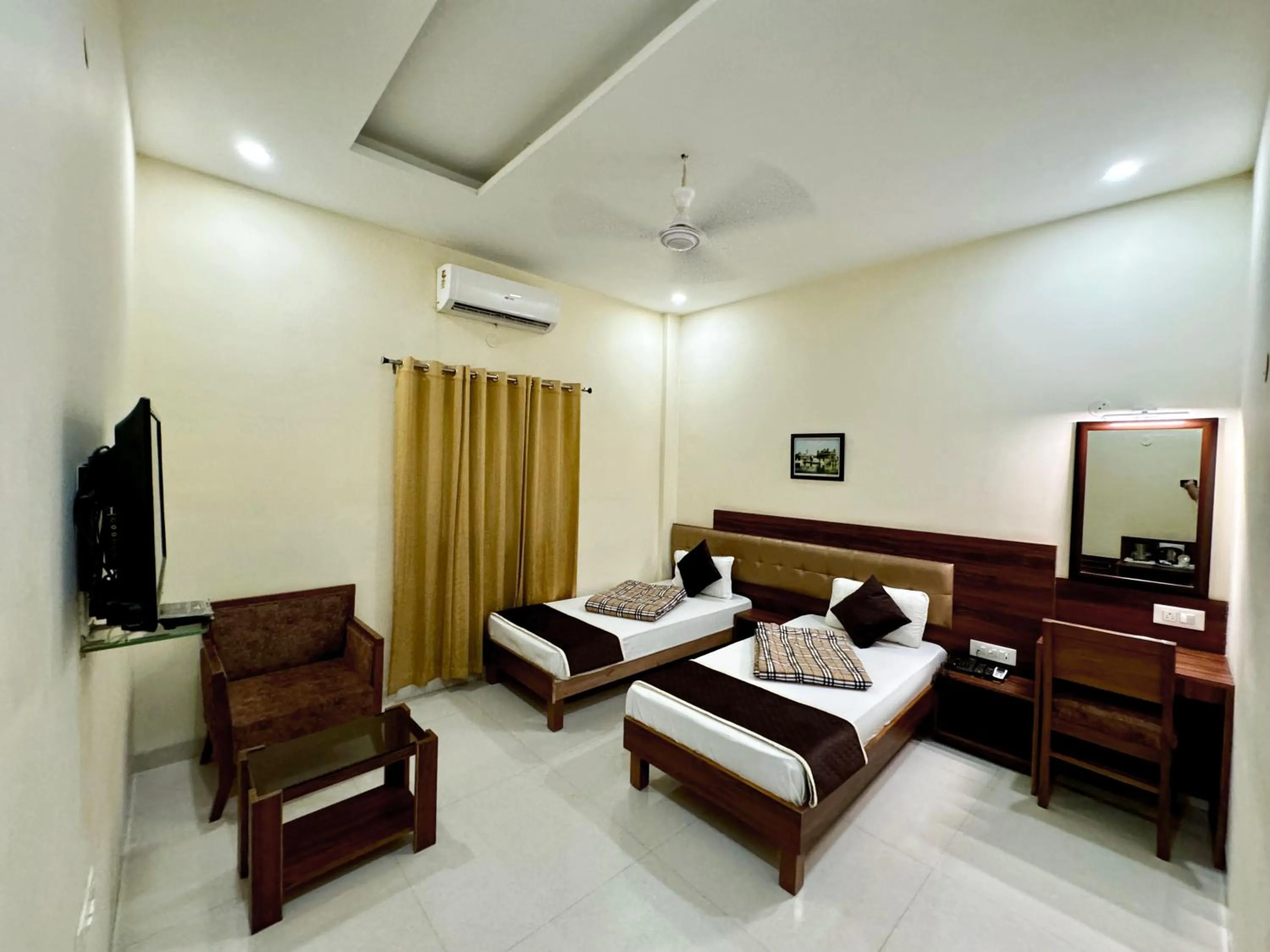 Bed in Sarovar Regency