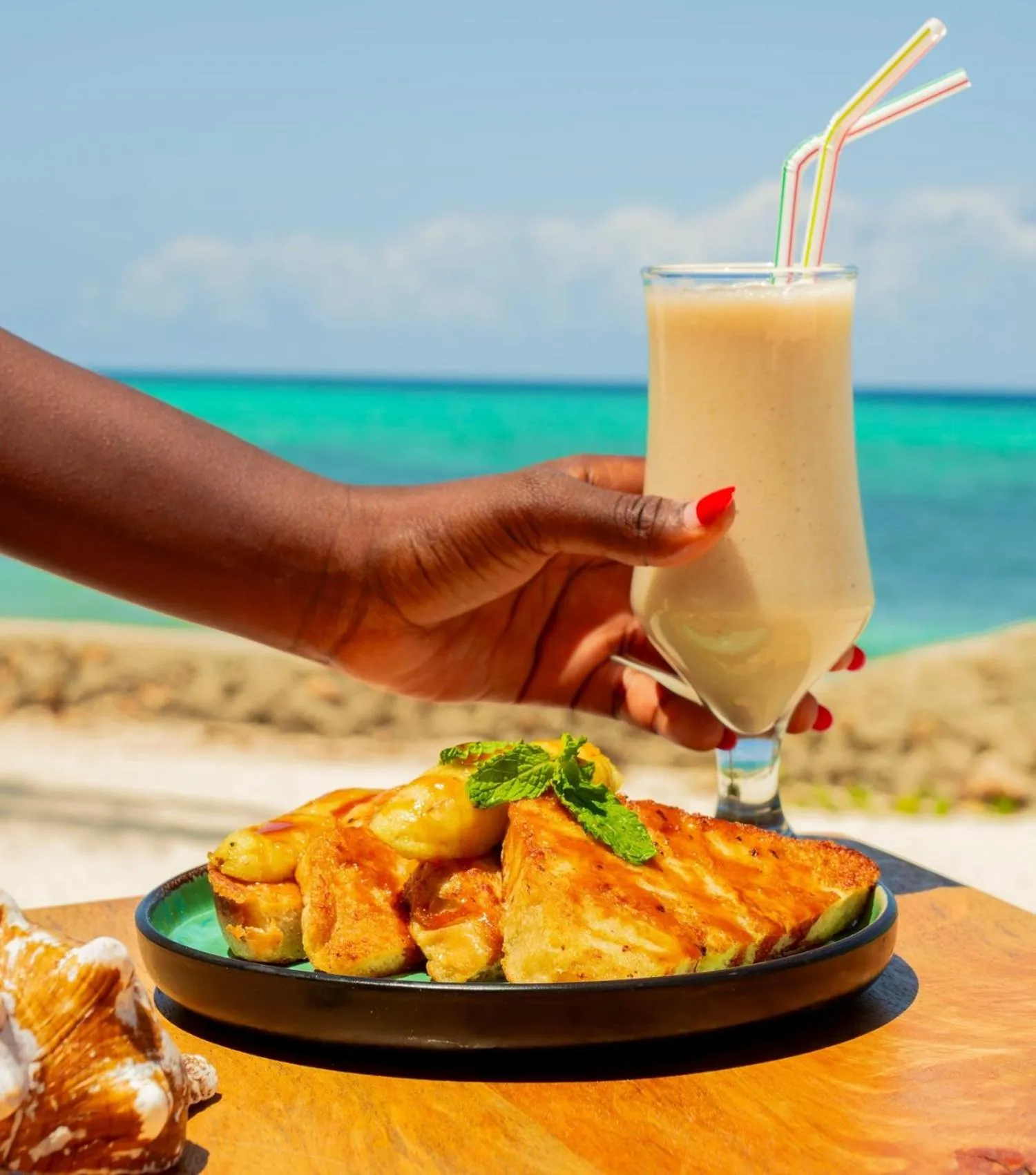 Food and drinks in Salida Beach Zanzibar