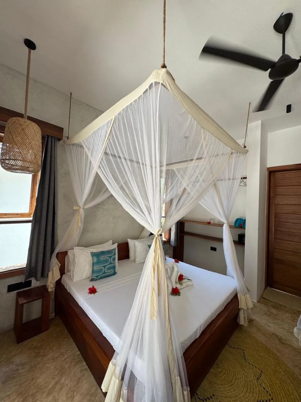 Bed in Salida Beach Zanzibar